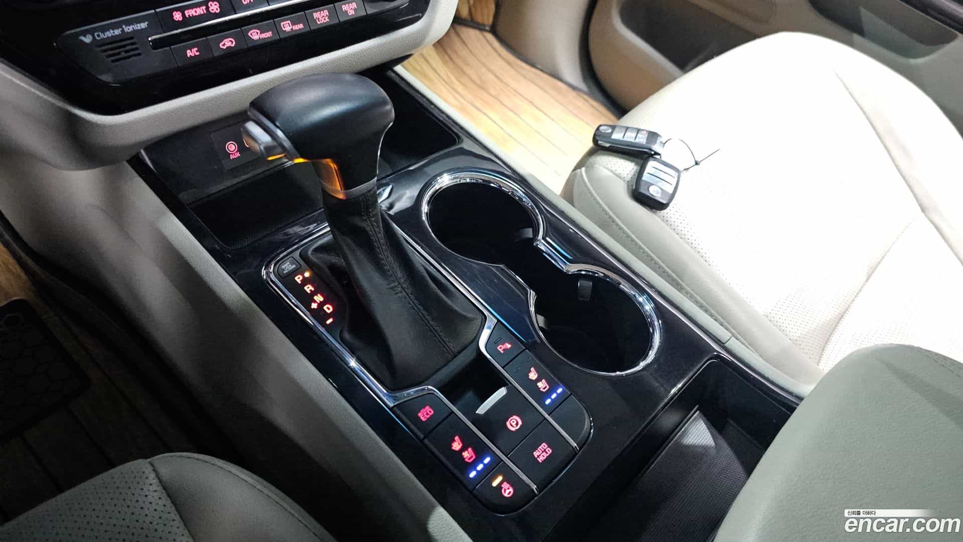Canival Kia 2020.2-INNER-009