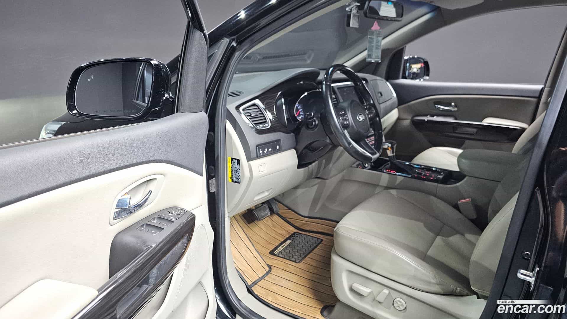 Canival Kia 2020.2-OPTION-015