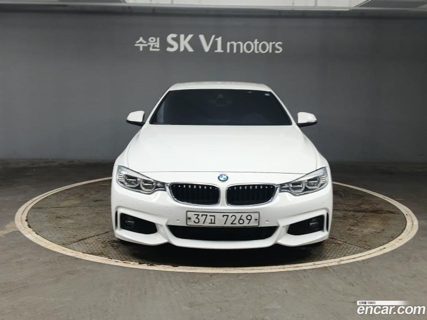 Main__Slider__Photo:4-Series BMW 2015.7-0