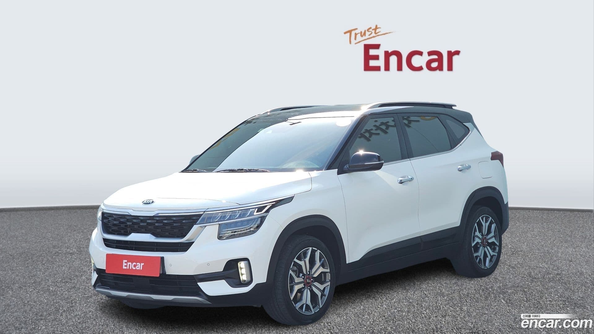 Main__Slider__Photo:Seltos Kia 2019.9-0
