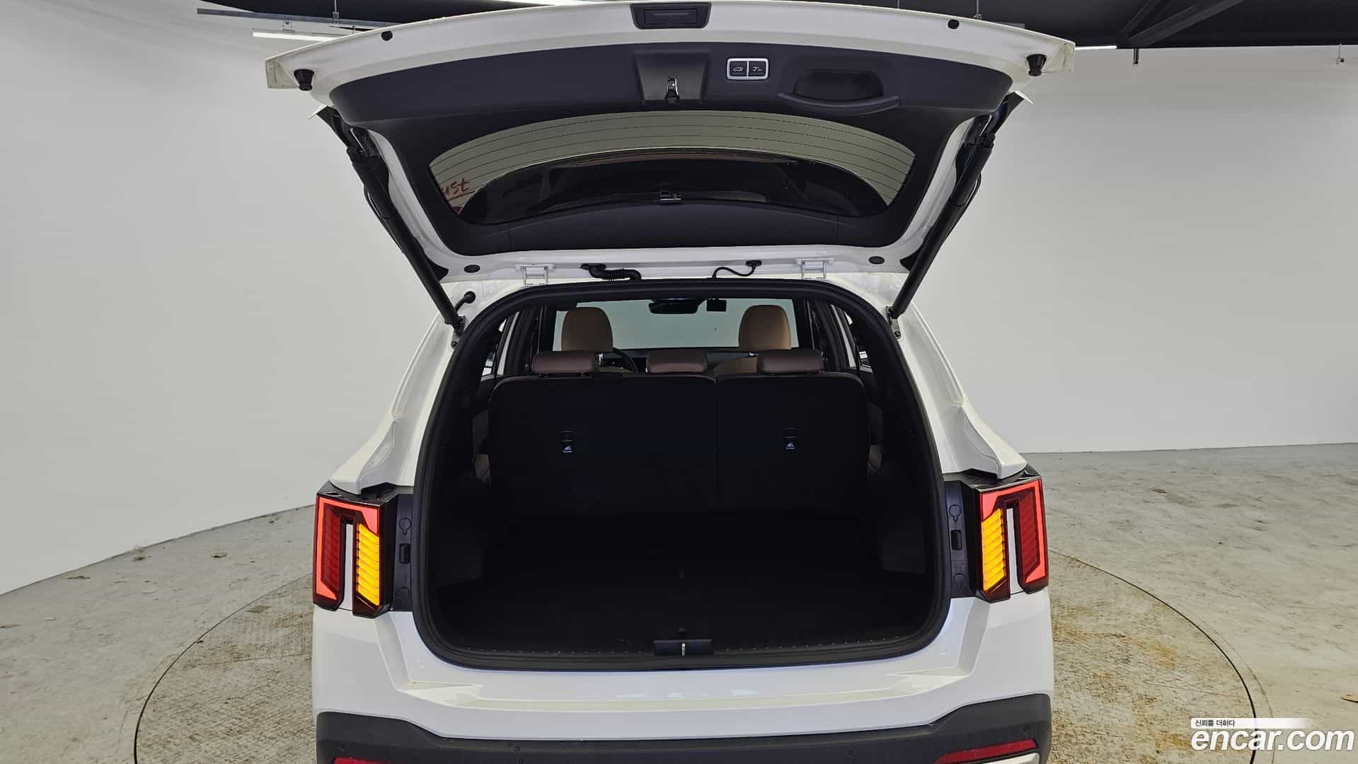 Sorento Kia 2024.3-OPTION-024