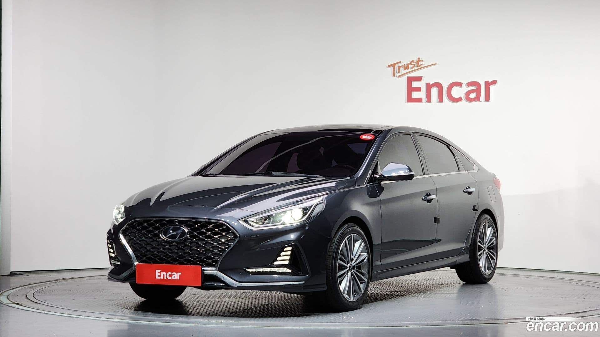 Main__Slider__Photo:Sonata Hyundai 2017.3-0