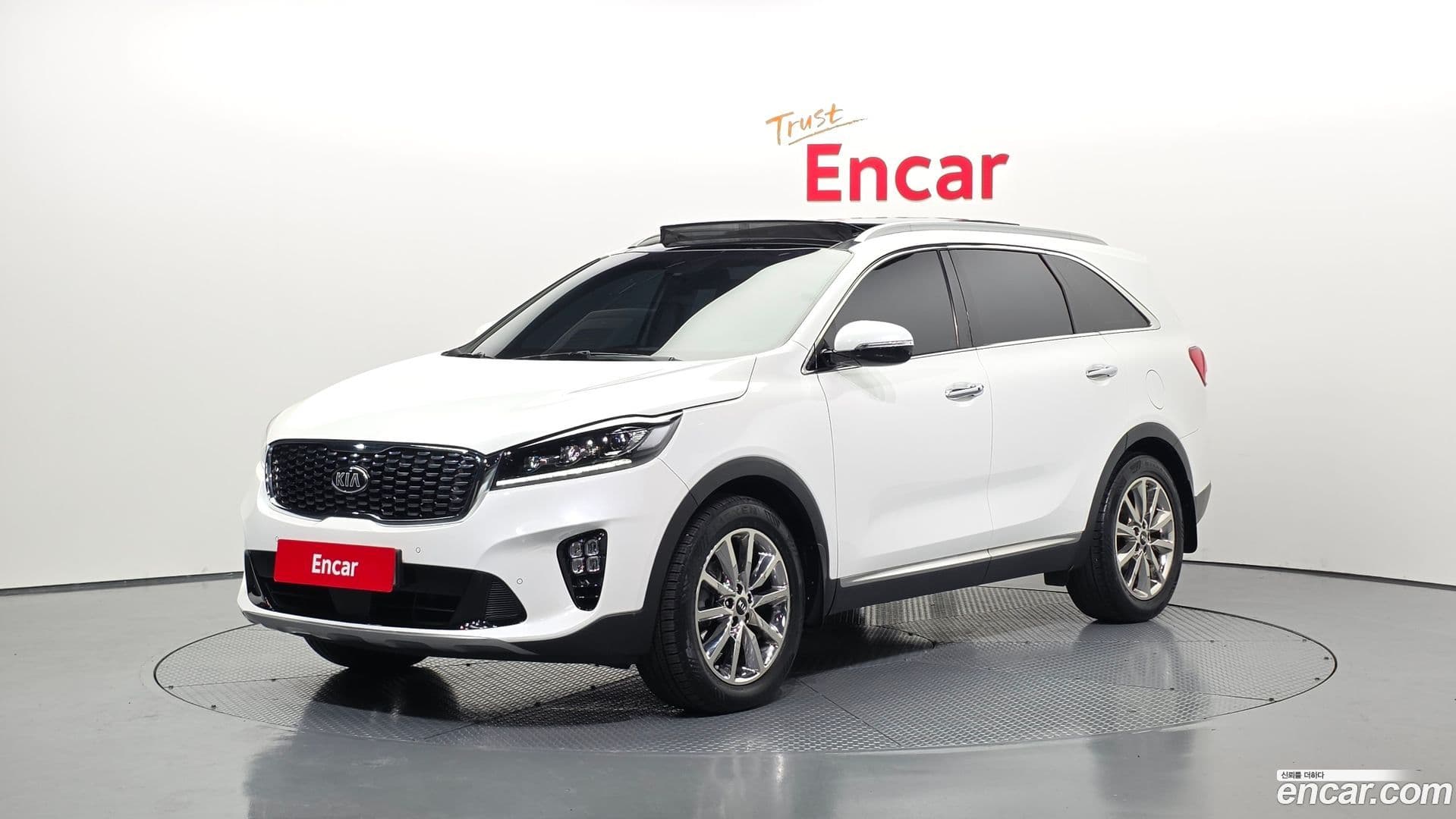 Main__Slider__Photo:Sorento Kia 2016.5-0