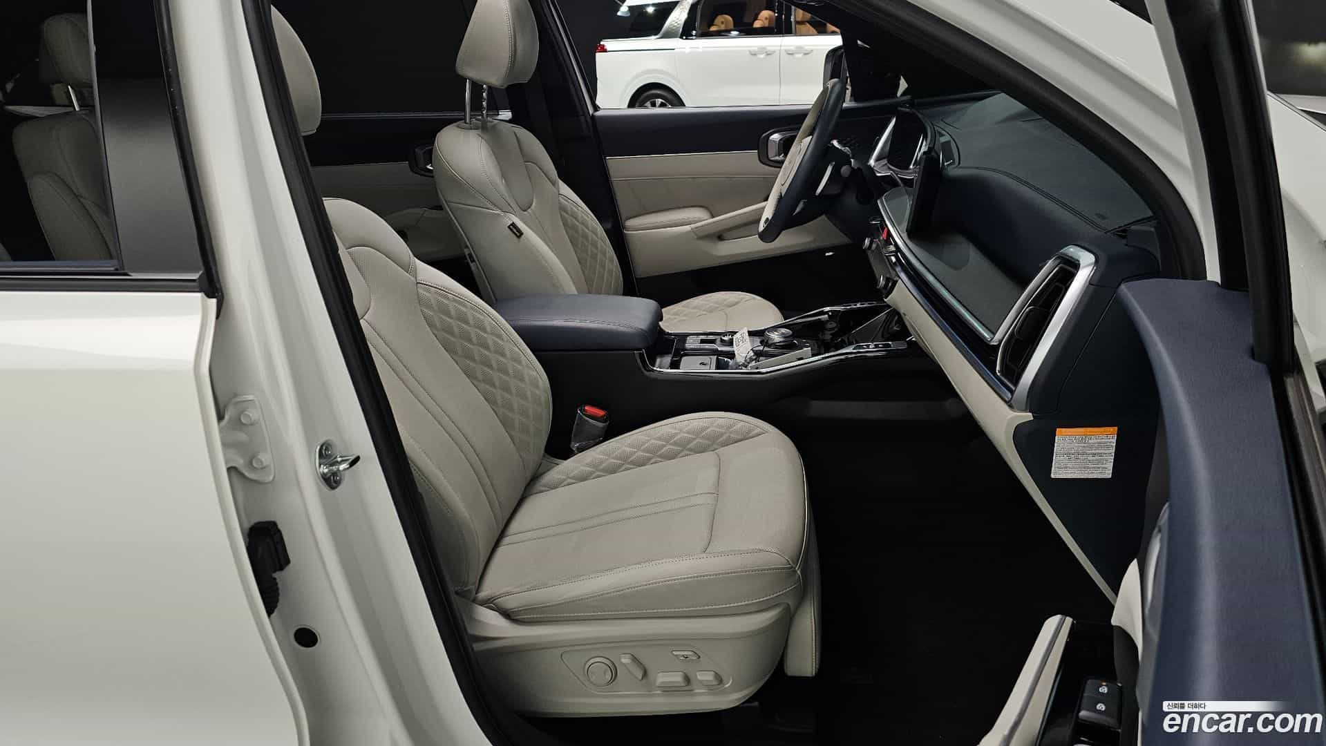 Sorento Kia 2024.1-INNER-010