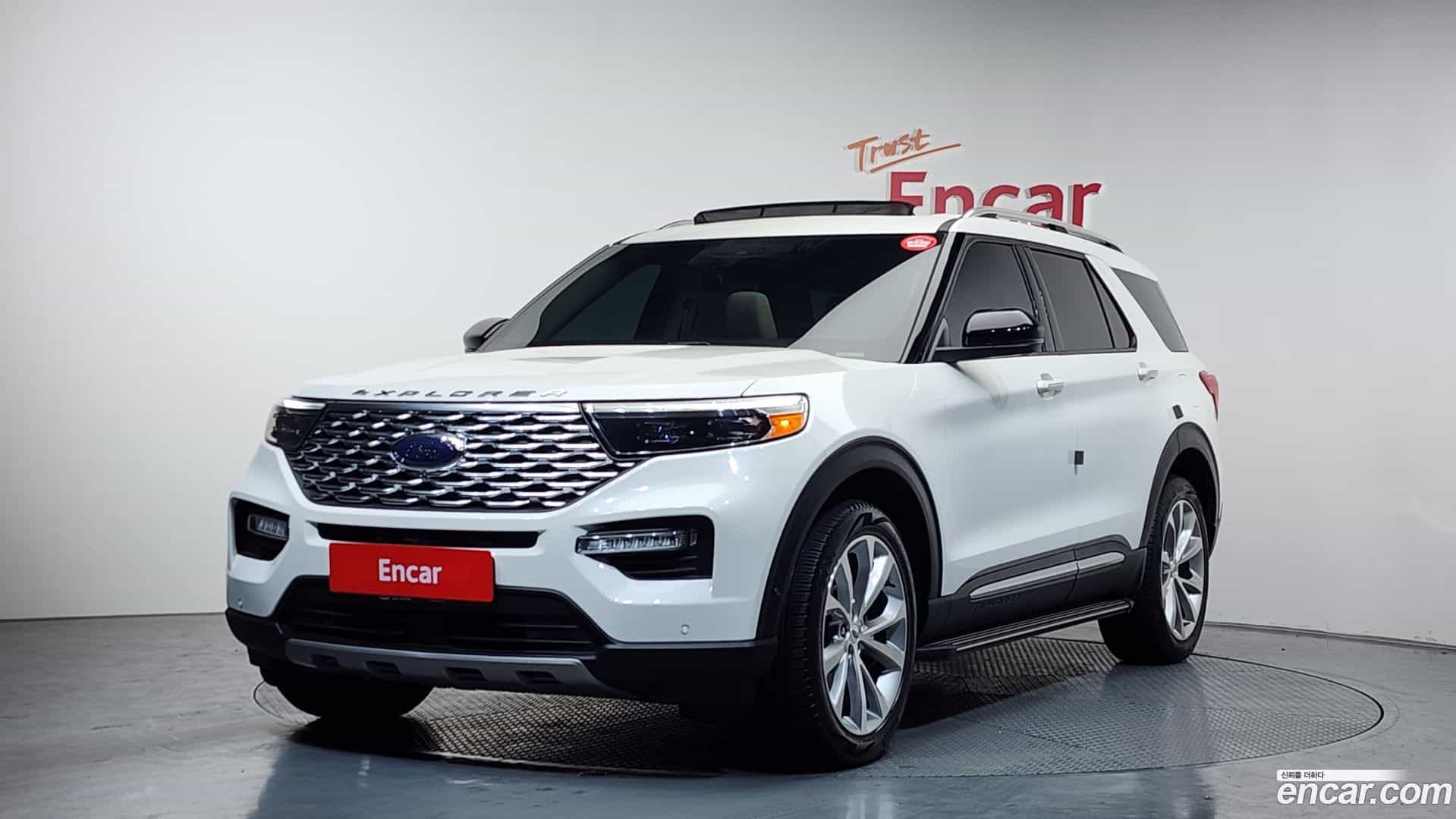 Explorer Ford 2021.11-OUTER-001