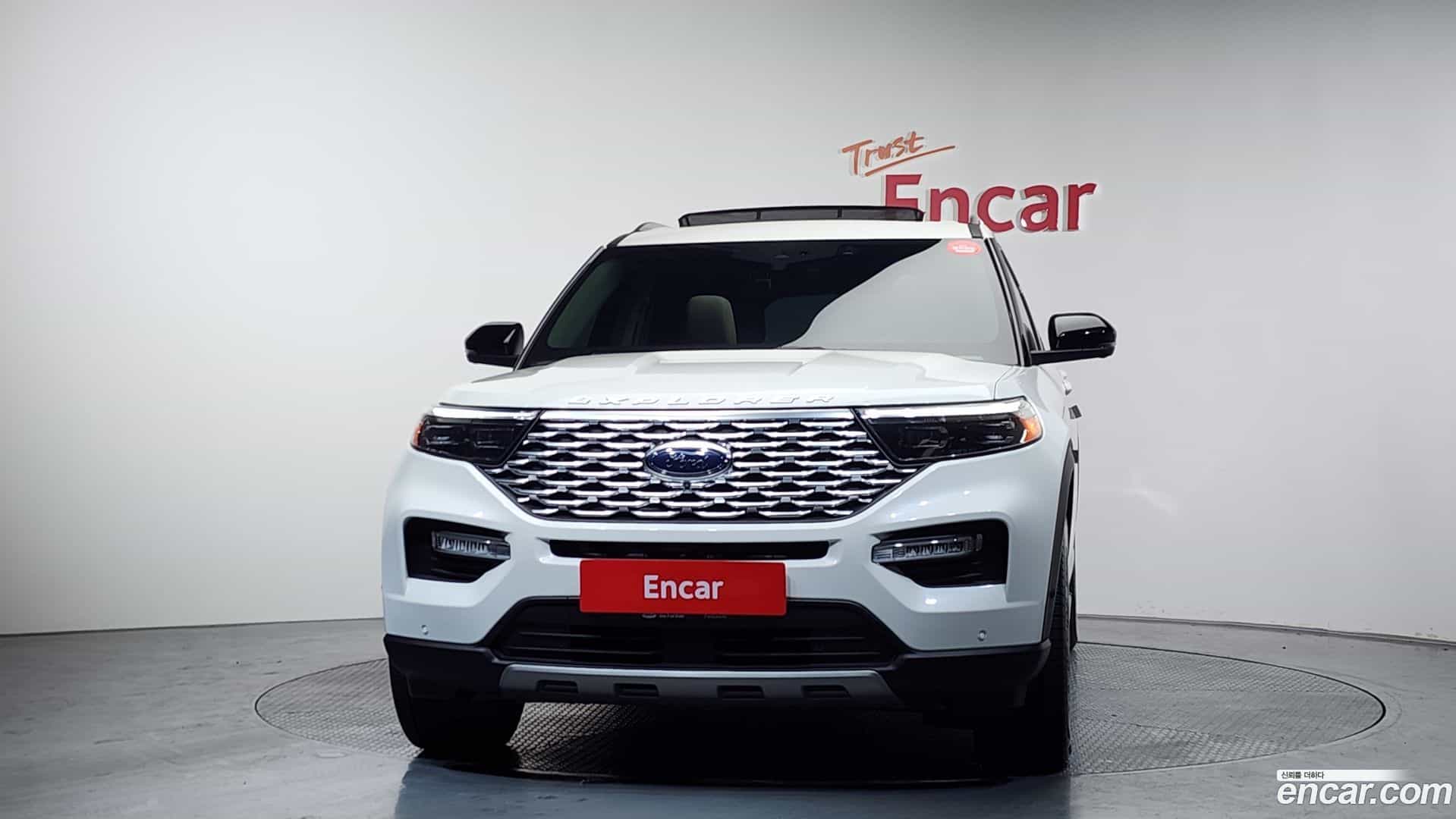Explorer Ford 2021.11-OUTER-003