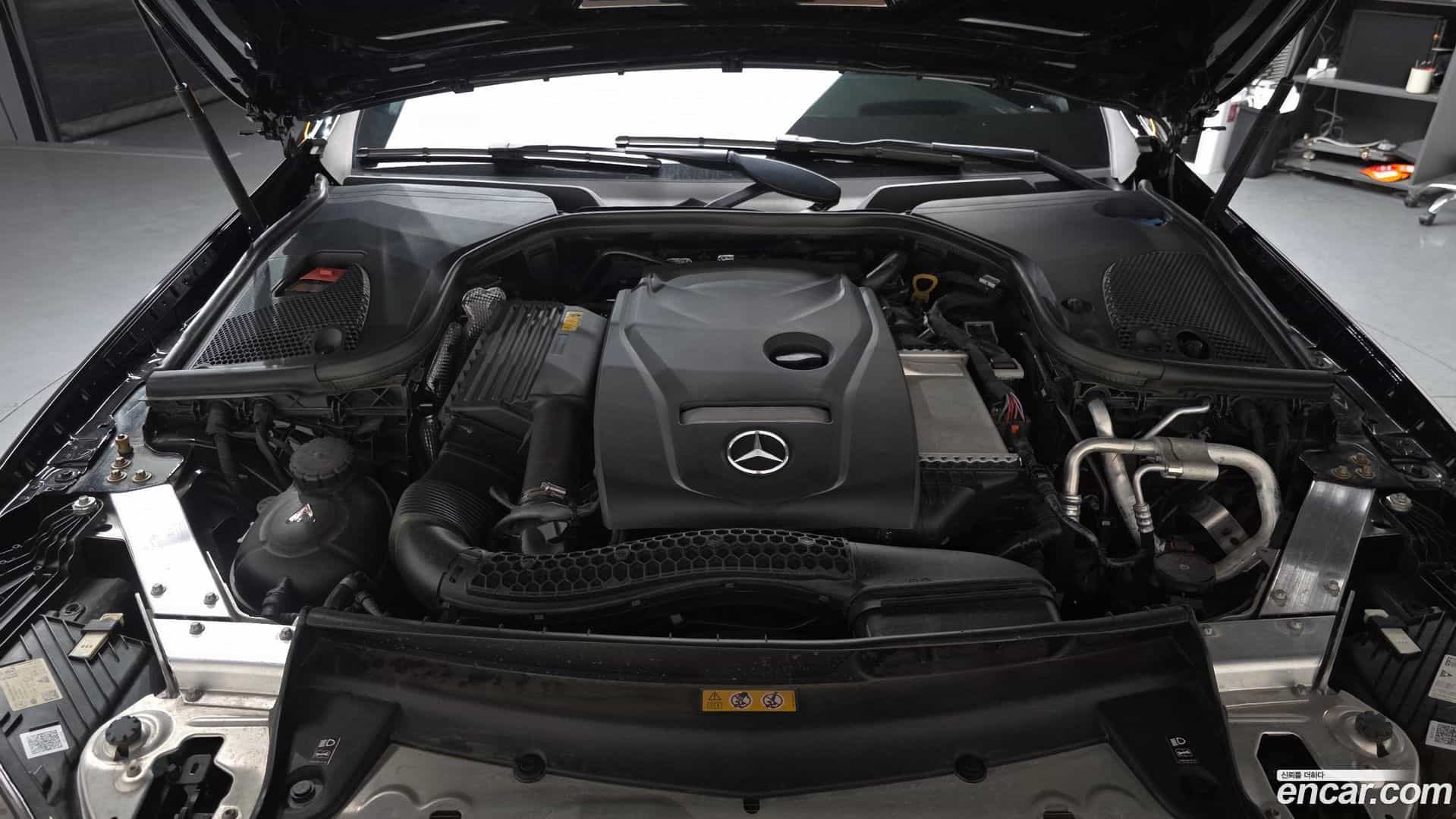 E-Class Mercedes-Benz 2023.7-INNER-006