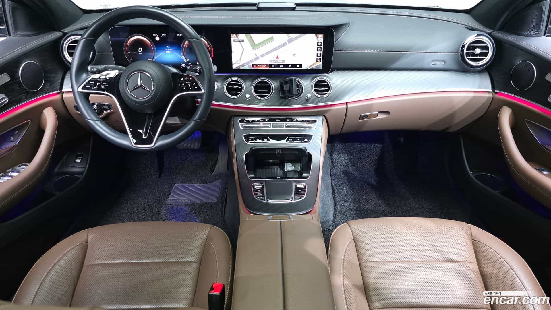 E-Class Mercedes-Benz 2023.7-INNER-007