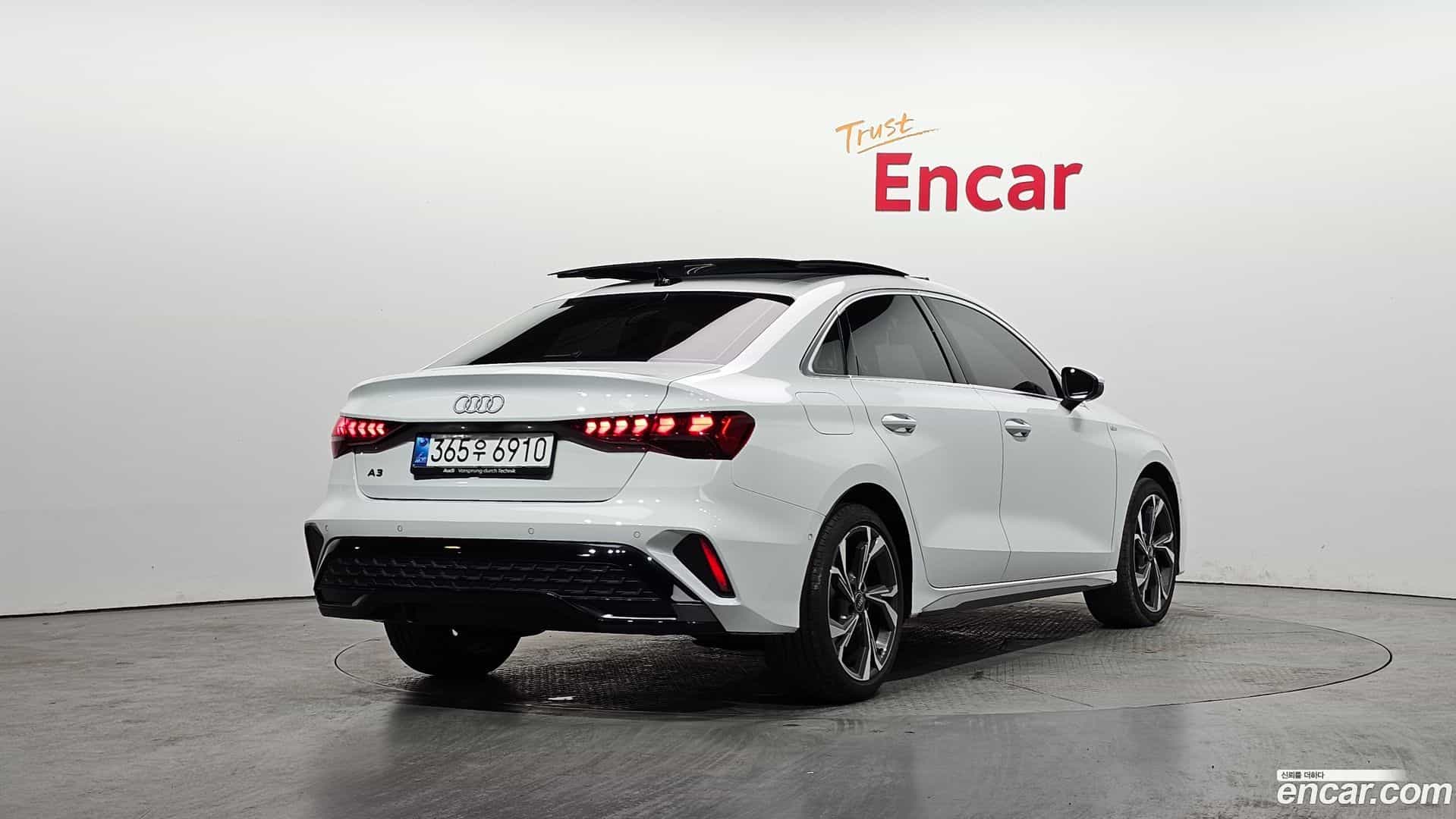 A3 Audi 2025.4-OUTER-002