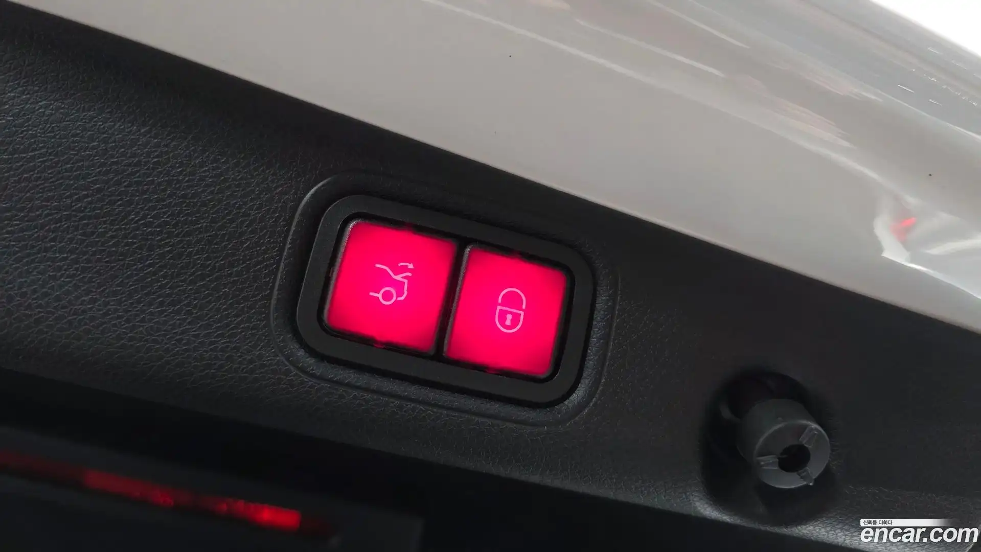 E-Class Mercedes-Benz 2017.10-OPTION-024