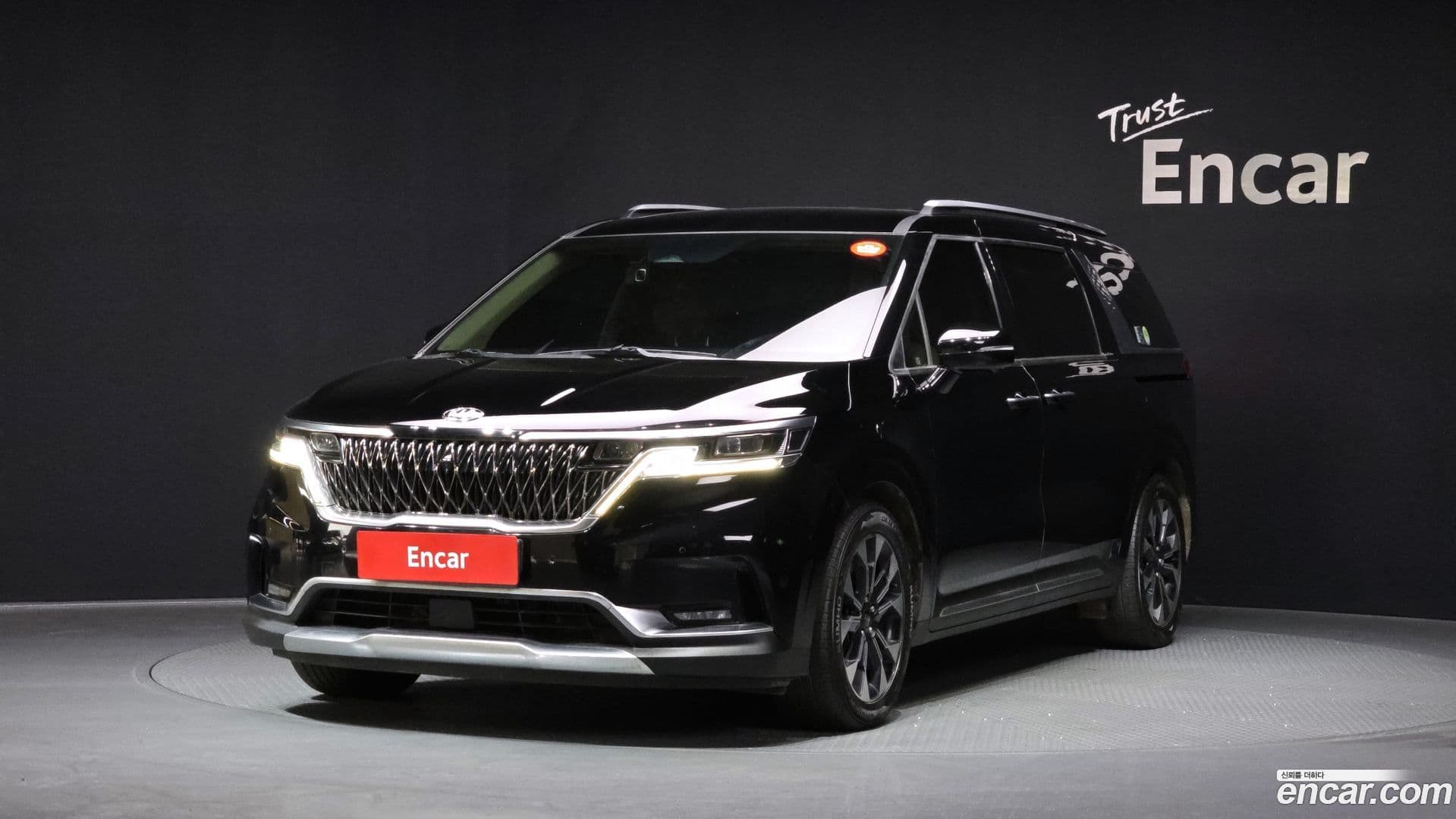 Main__Slider__Photo:Canival Kia 2021.2-0