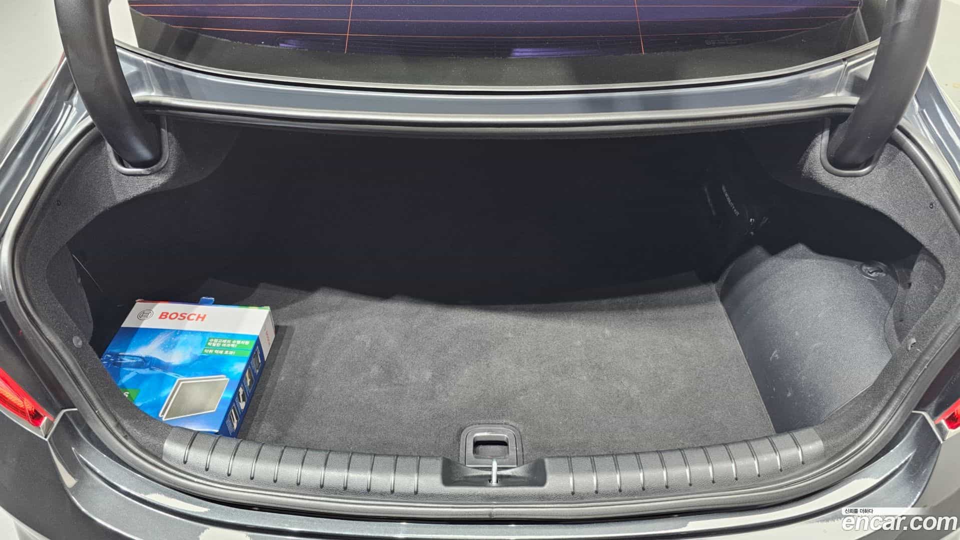 Grandeur Hyundai 2017.4-OPTION-024
