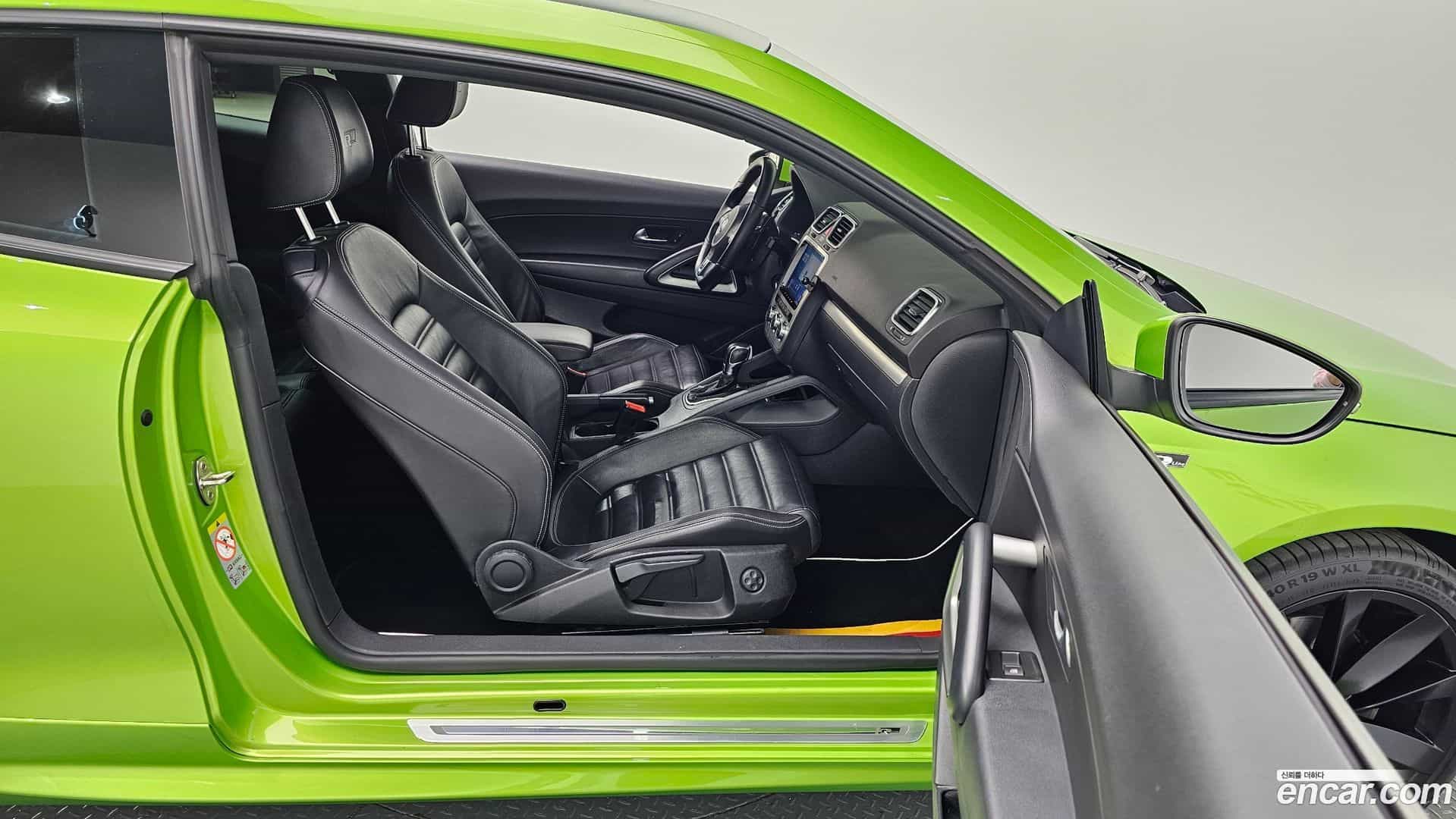 Scirocco Volkswagen 2014.1-INNER-010