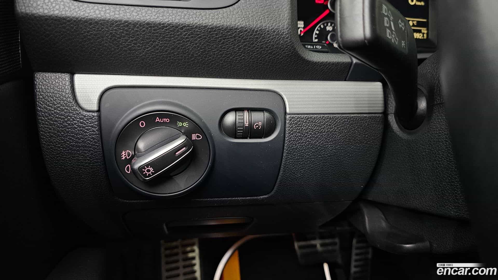 Scirocco Volkswagen 2014.1-OPTION-022