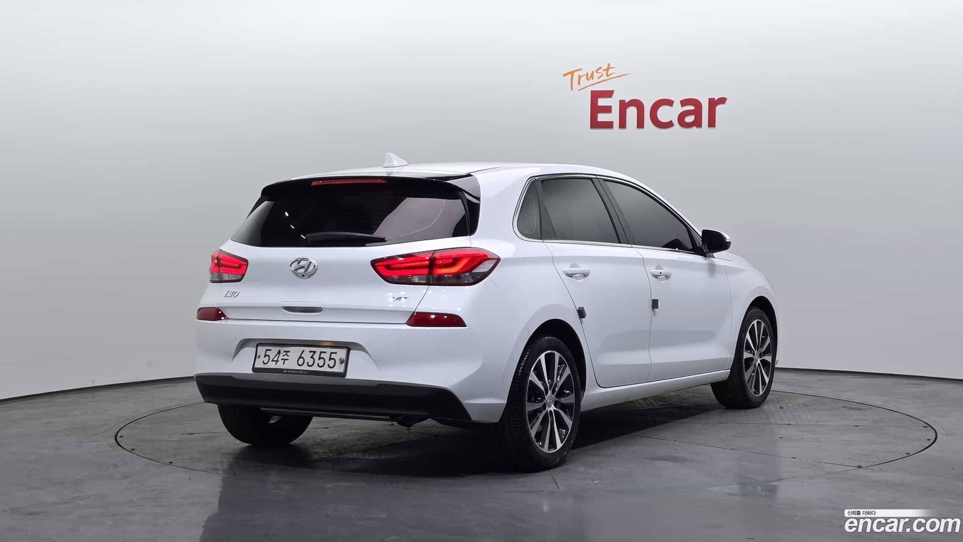 i30 Hyundai 2017.7-OUTER-002