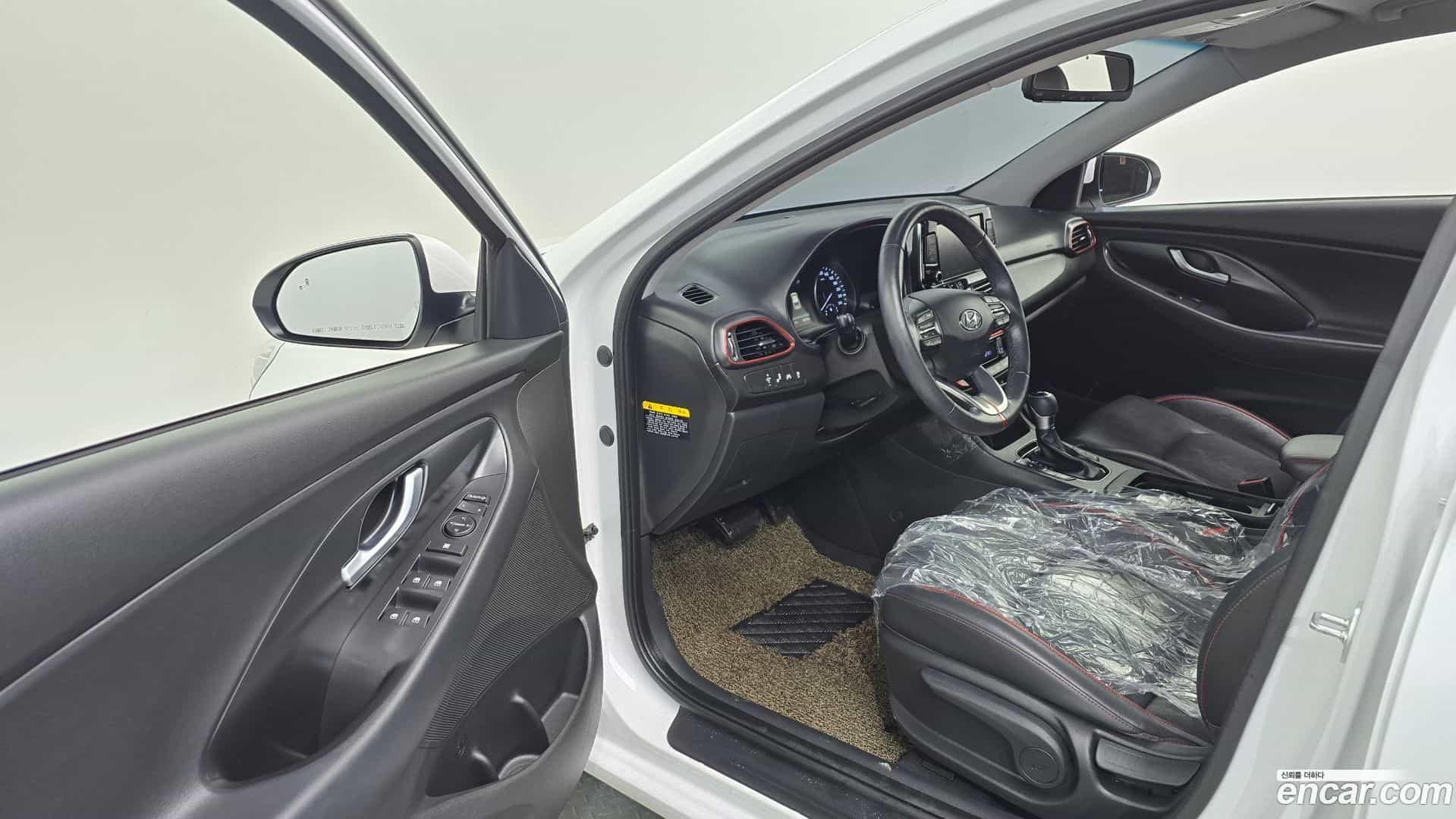 i30 Hyundai 2017.7-INNER-010