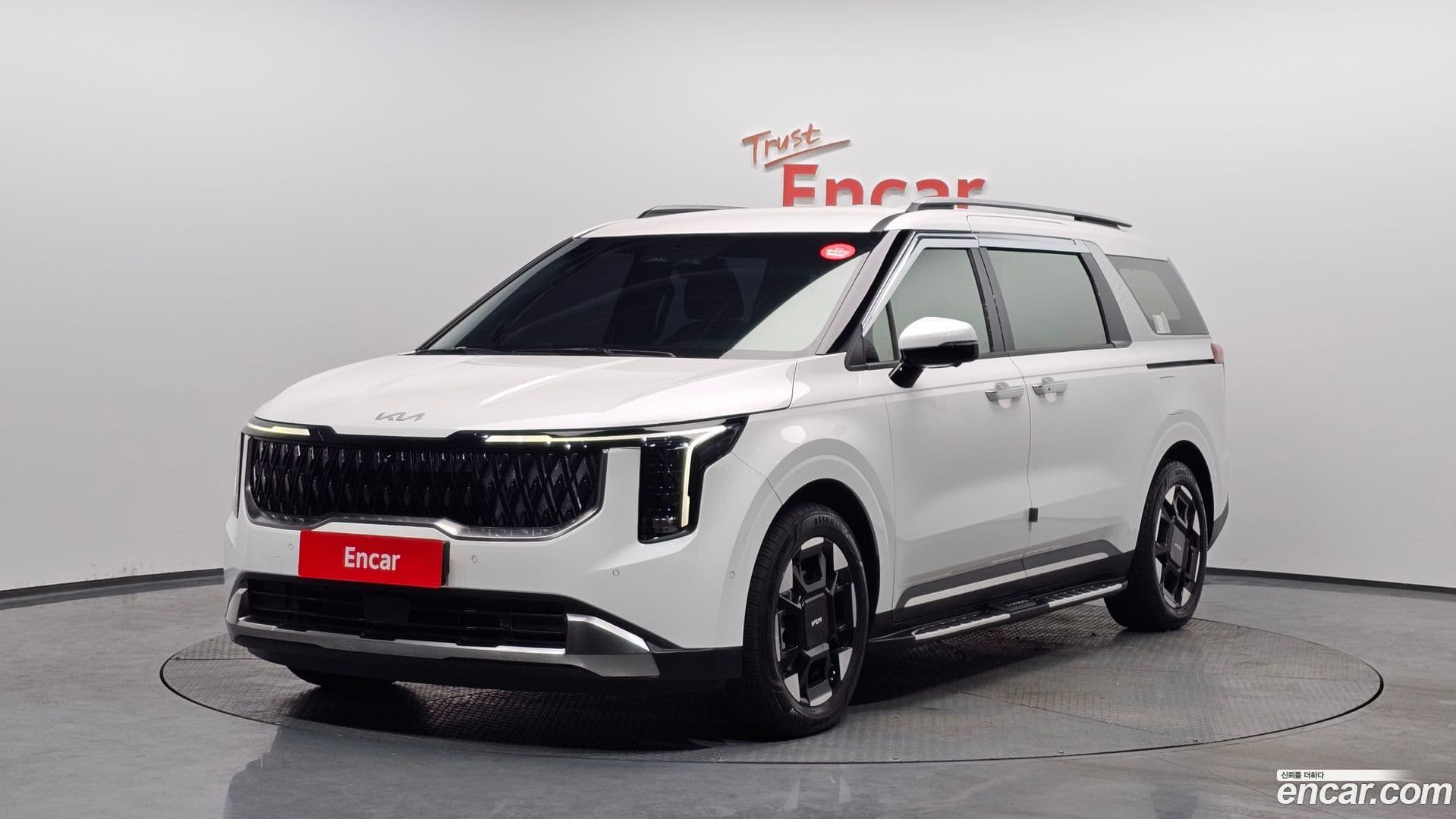 Main__Slider__Photo:Canival Kia 2024.2-0