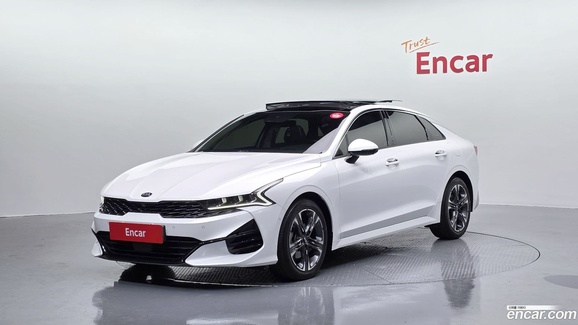 Main__Slider__Photo:K5 Kia 2020.6-0