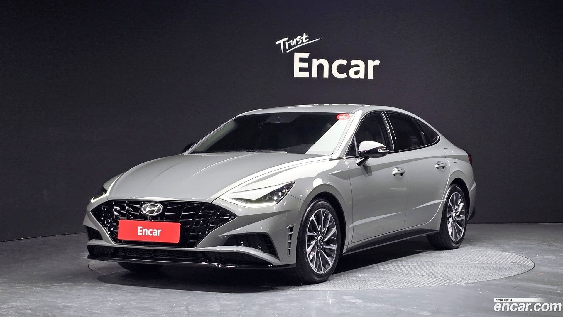 Main__Slider__Photo:Sonata Hyundai 2020.6-0