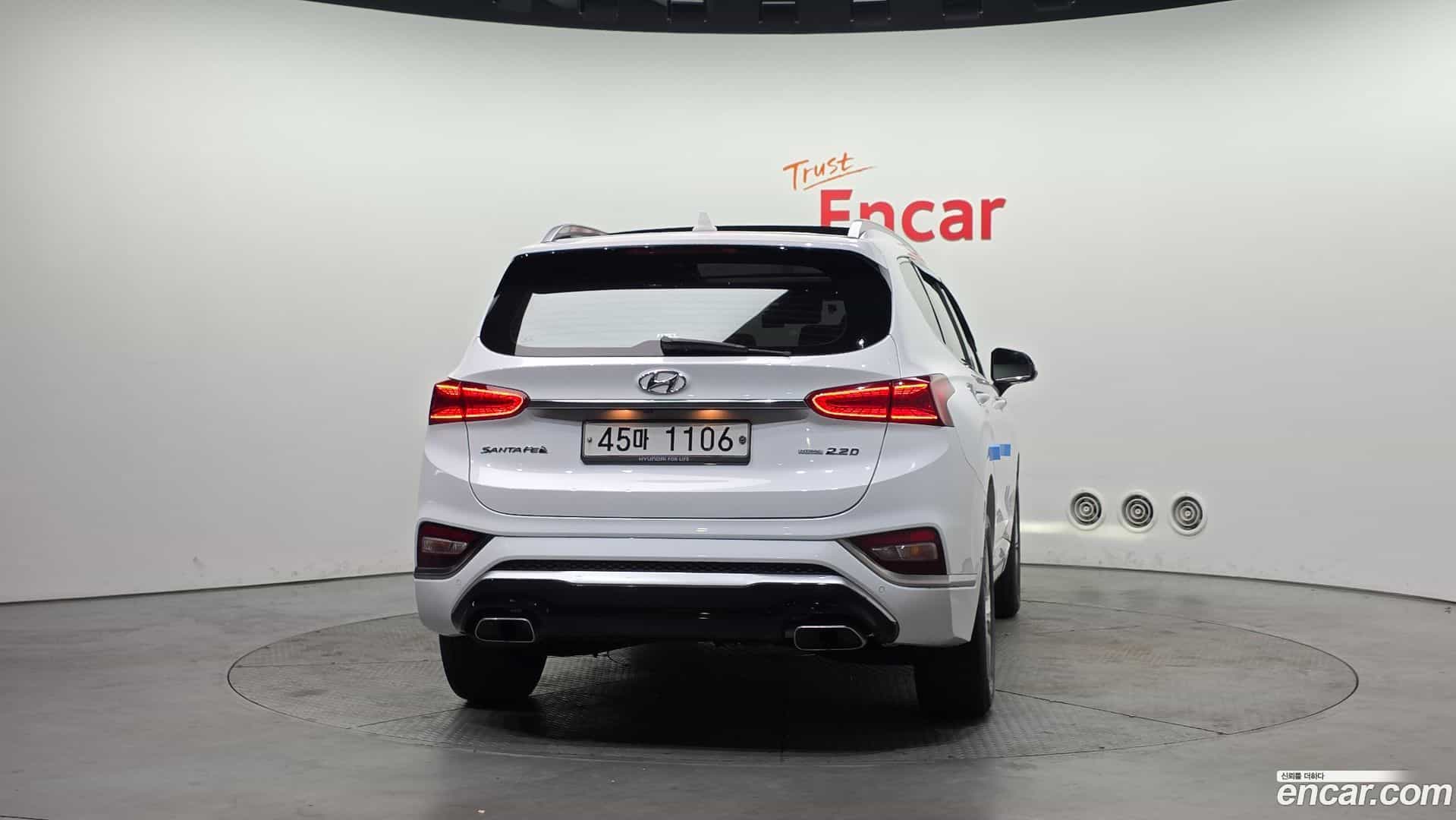 Santafe Hyundai 2018.9-OUTER-004