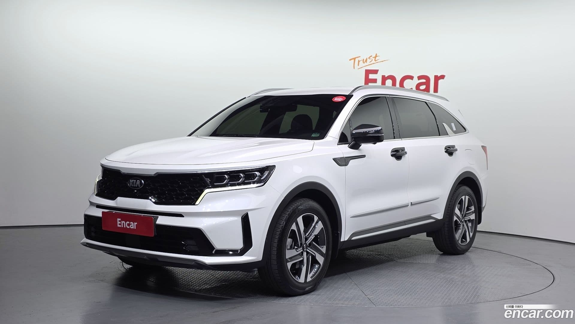 Main__Slider__Photo:Sorento Kia 2021.1-0