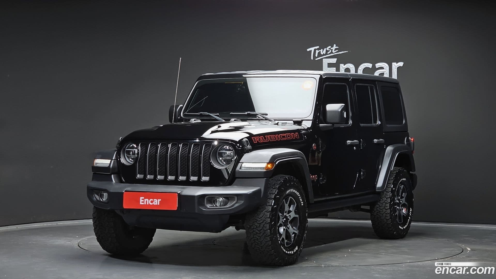 Main__Slider__Photo:Wrangler Jeep 2020.8-0