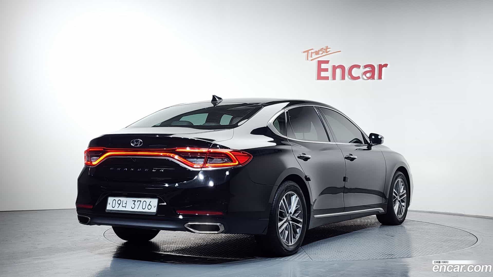 Grandeur Hyundai 2019.2-OUTER-002
