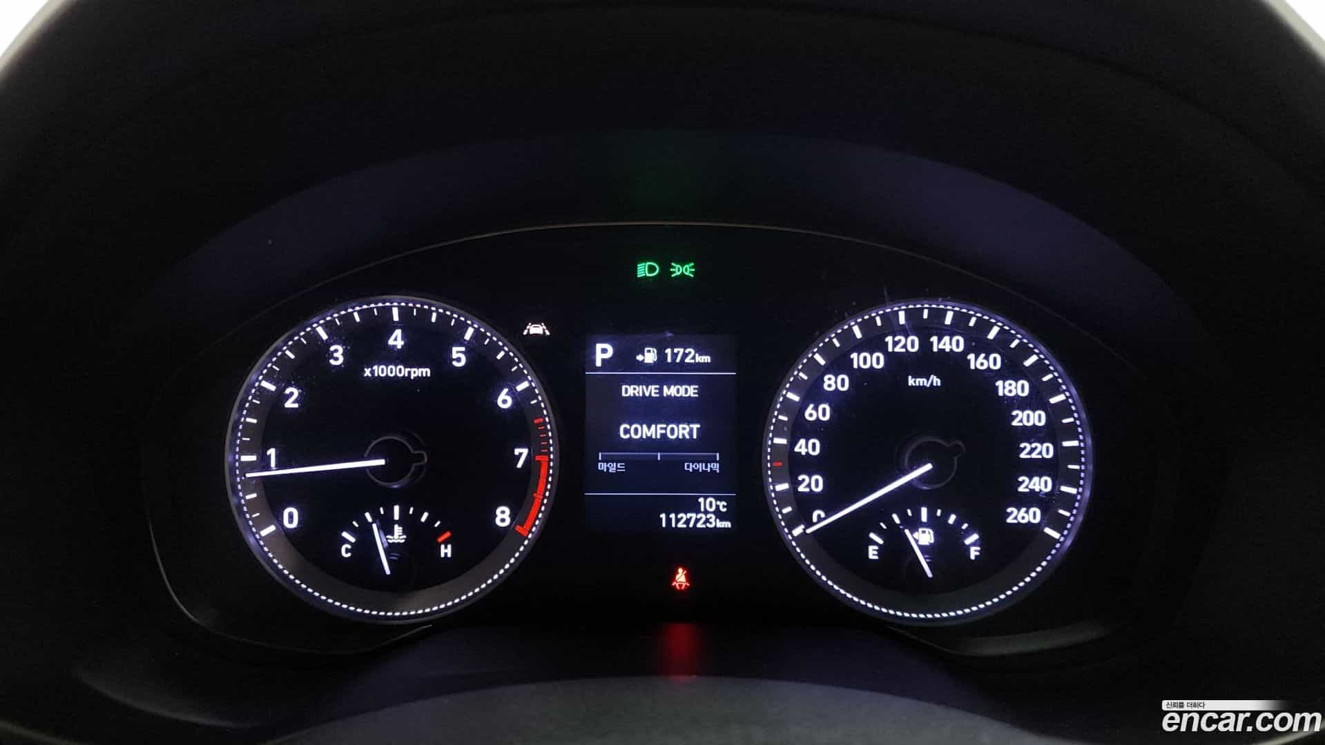 Grandeur Hyundai 2019.2-INNER-008