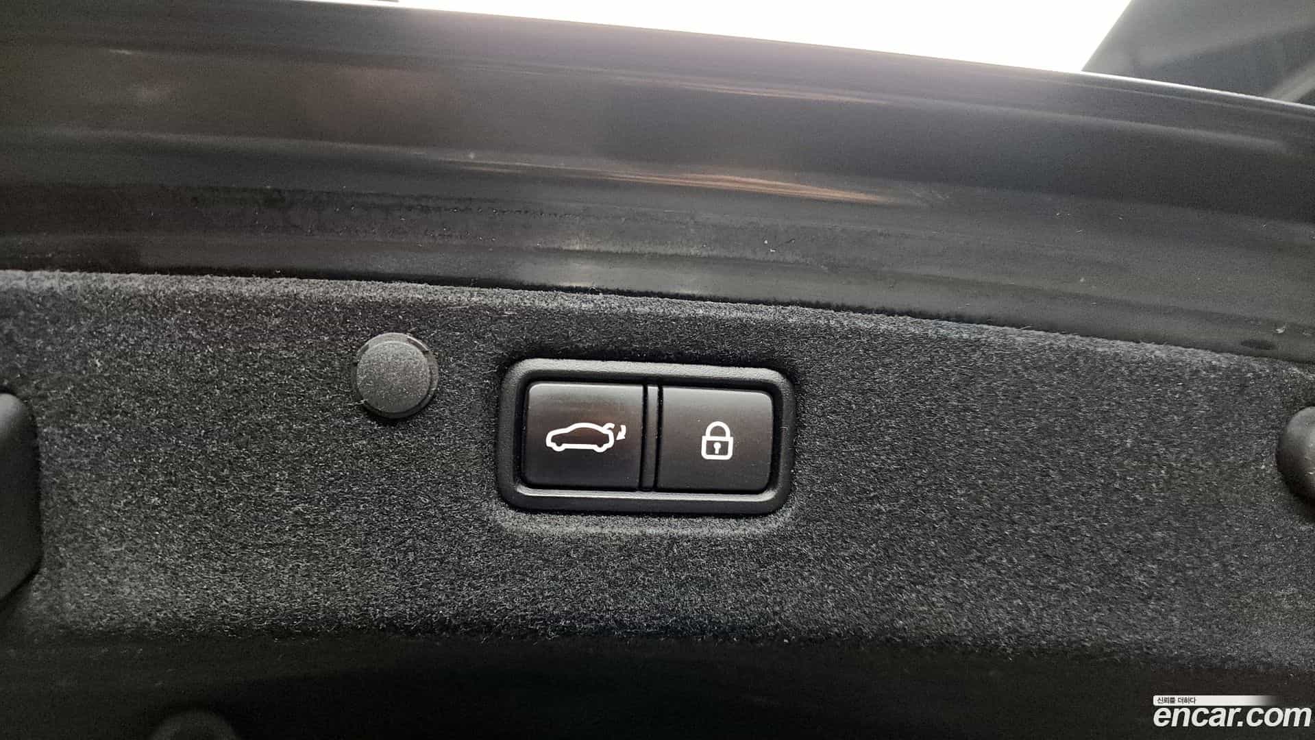Grandeur Hyundai 2019.2-OPTION-023
