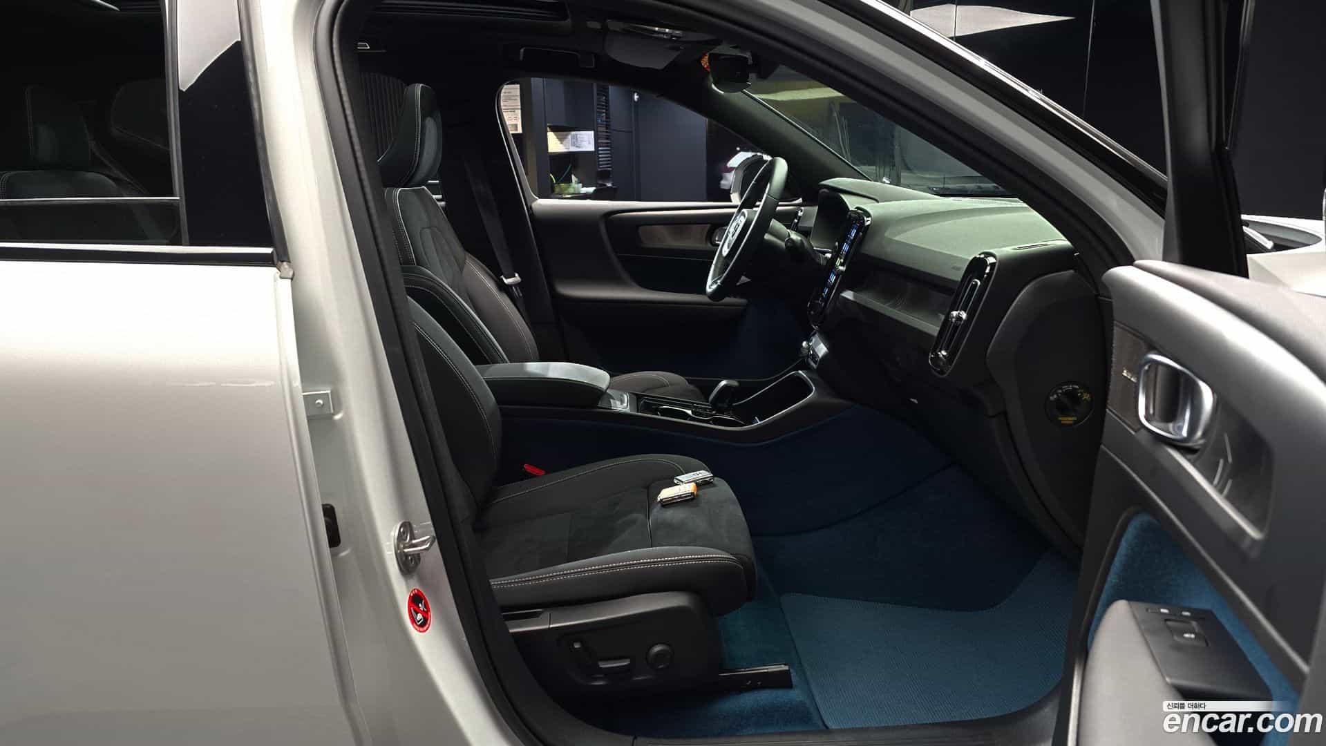 XC40 Volvo 2024.10-OPTION-015