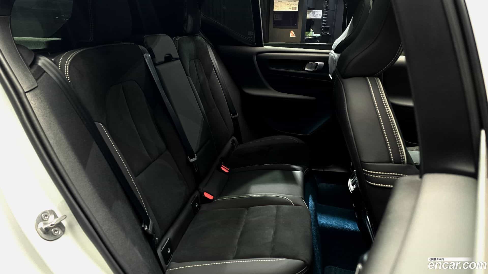 XC40 Volvo 2024.10-OPTION-016