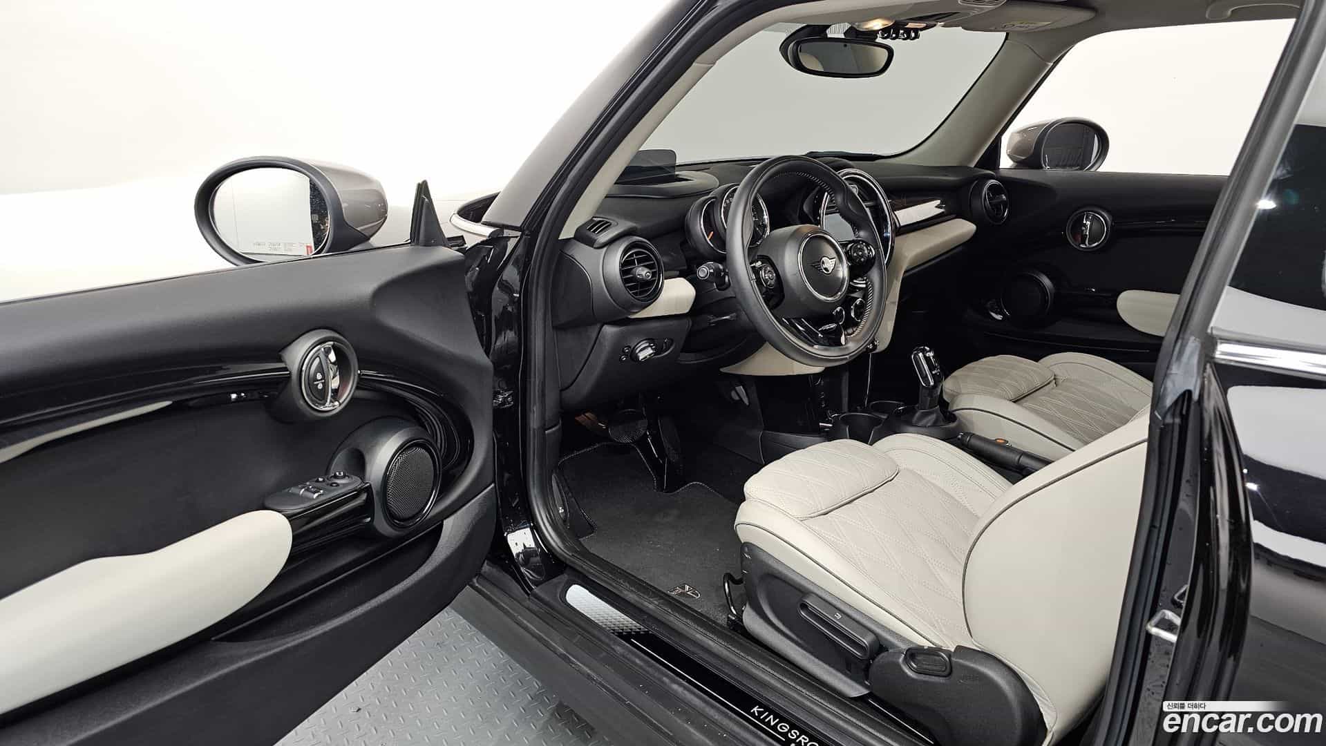 Cooper Mini 2020.11-INNER-010
