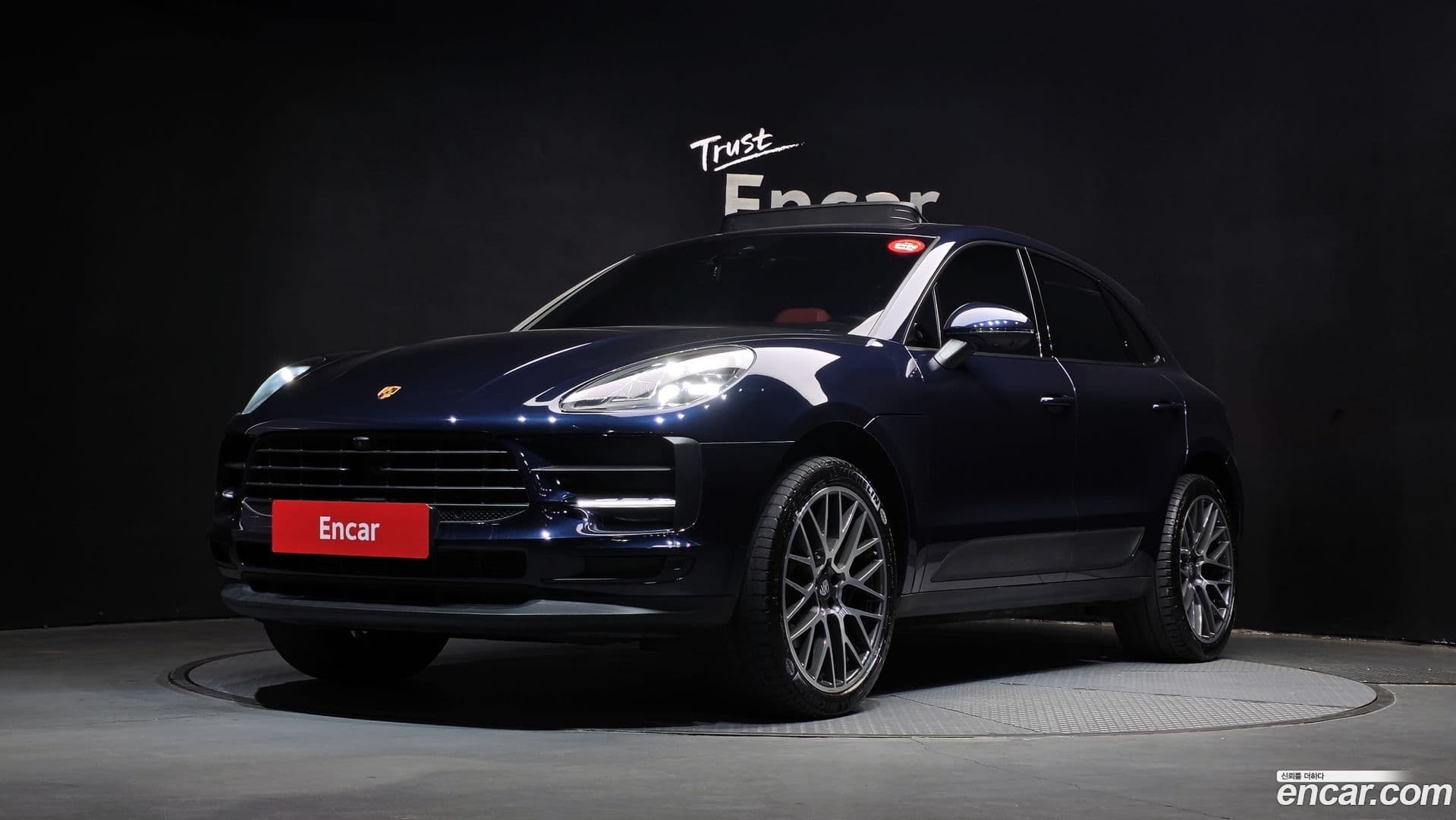 Main__Slider__Photo:Macan Porsche 2021.6-0