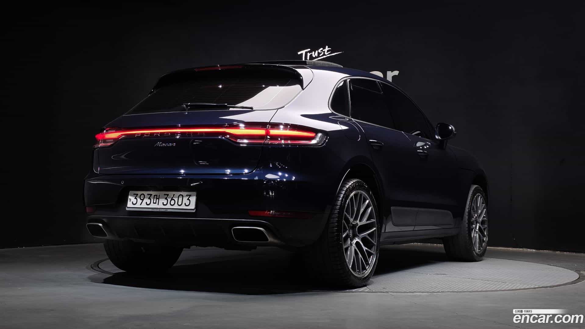 Macan Porsche 2021.6-OUTER-002