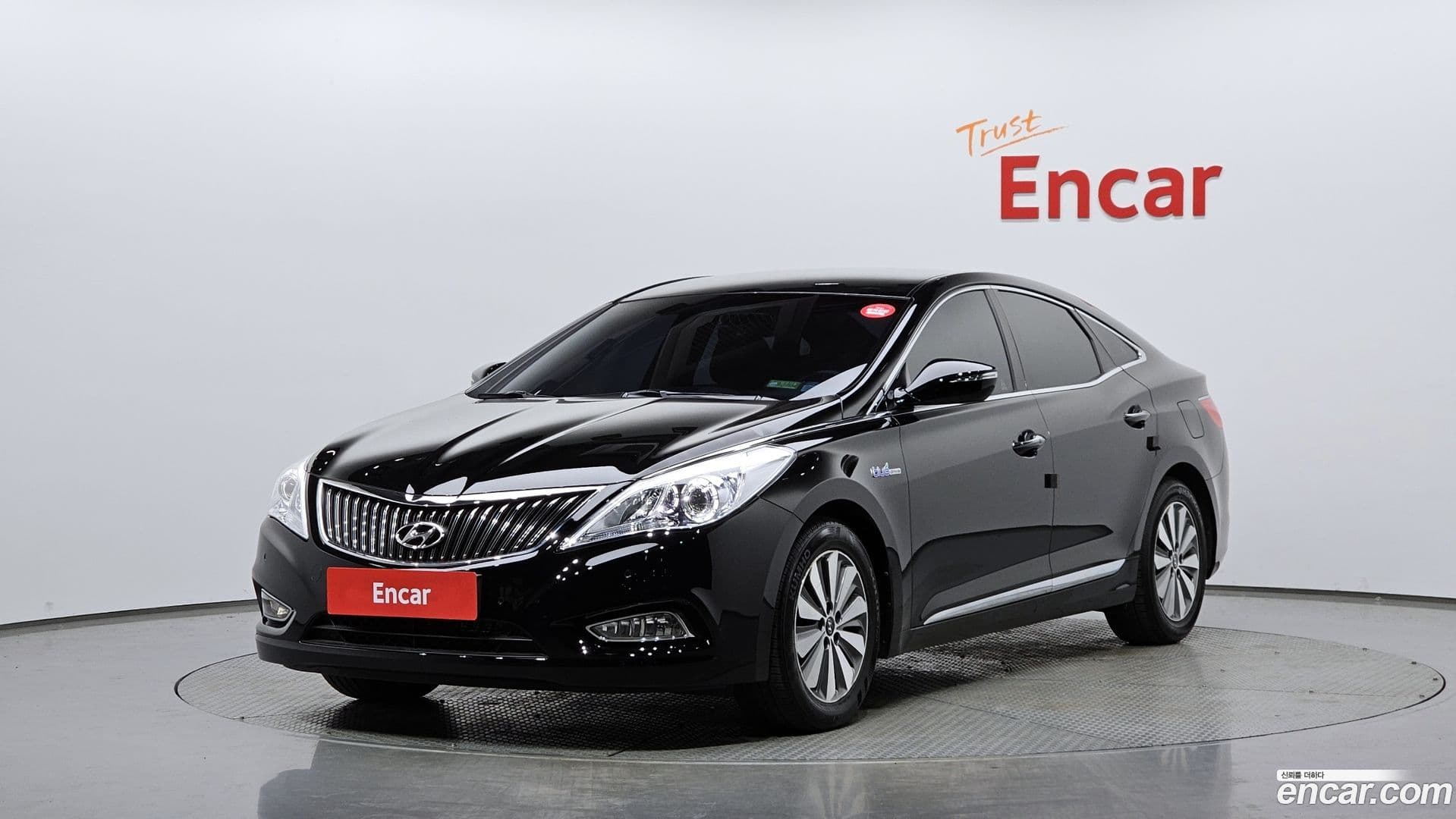 Main__Slider__Photo:Grandeur Hyundai 2014.6-0