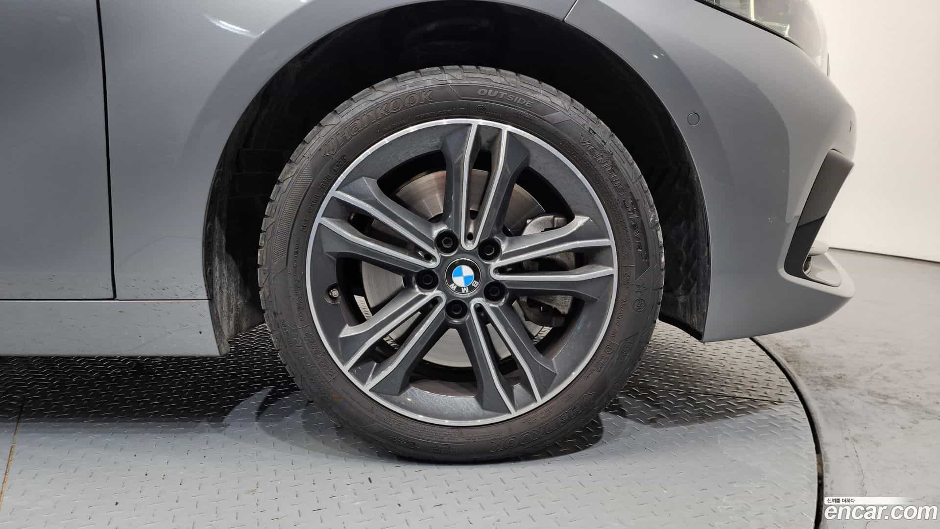 1-Series BMW 2023.7-OUTER-005