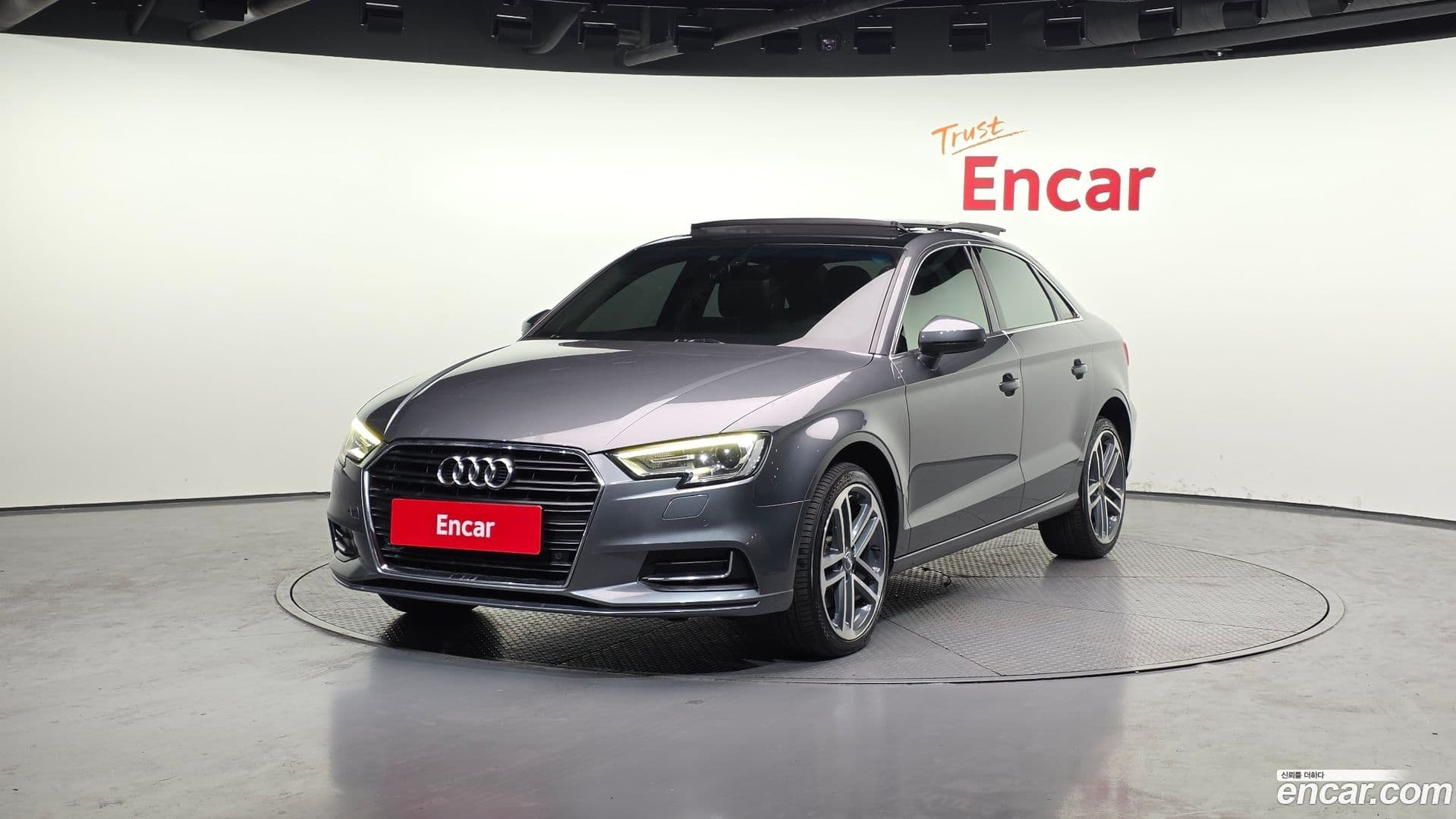 Main__Slider__Photo:A3 Audi 2019.9-0