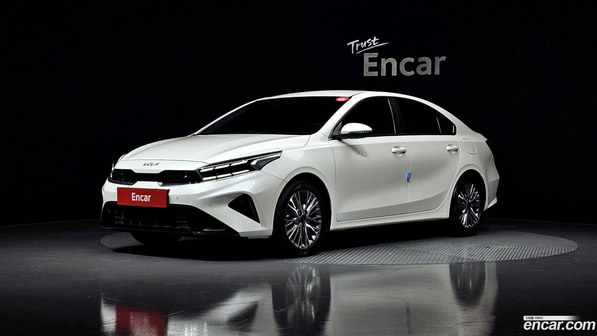 Main__Slider__Photo:K3 Kia 2021.8-0
