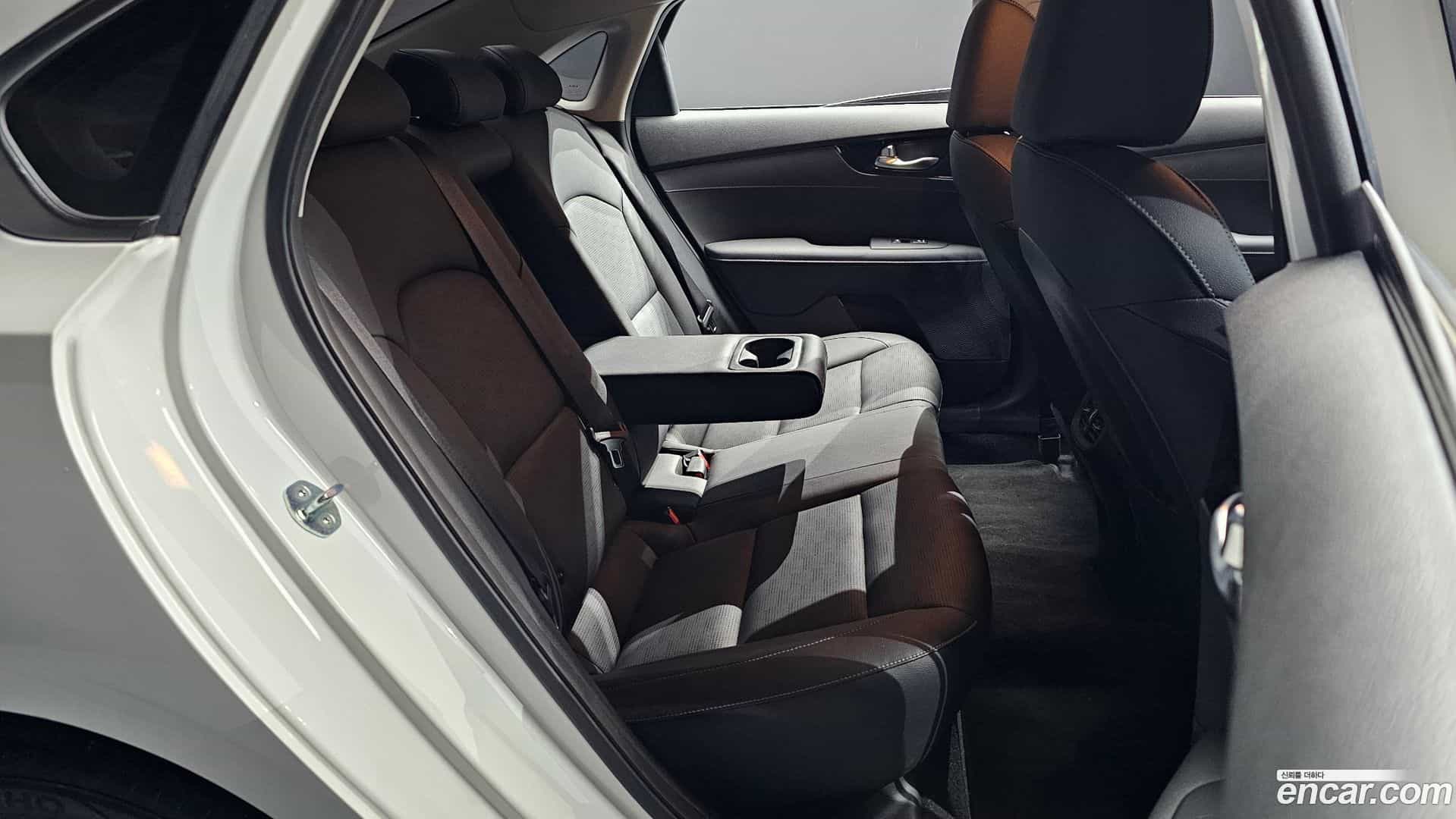 K3 Kia 2021.8-OPTION-016