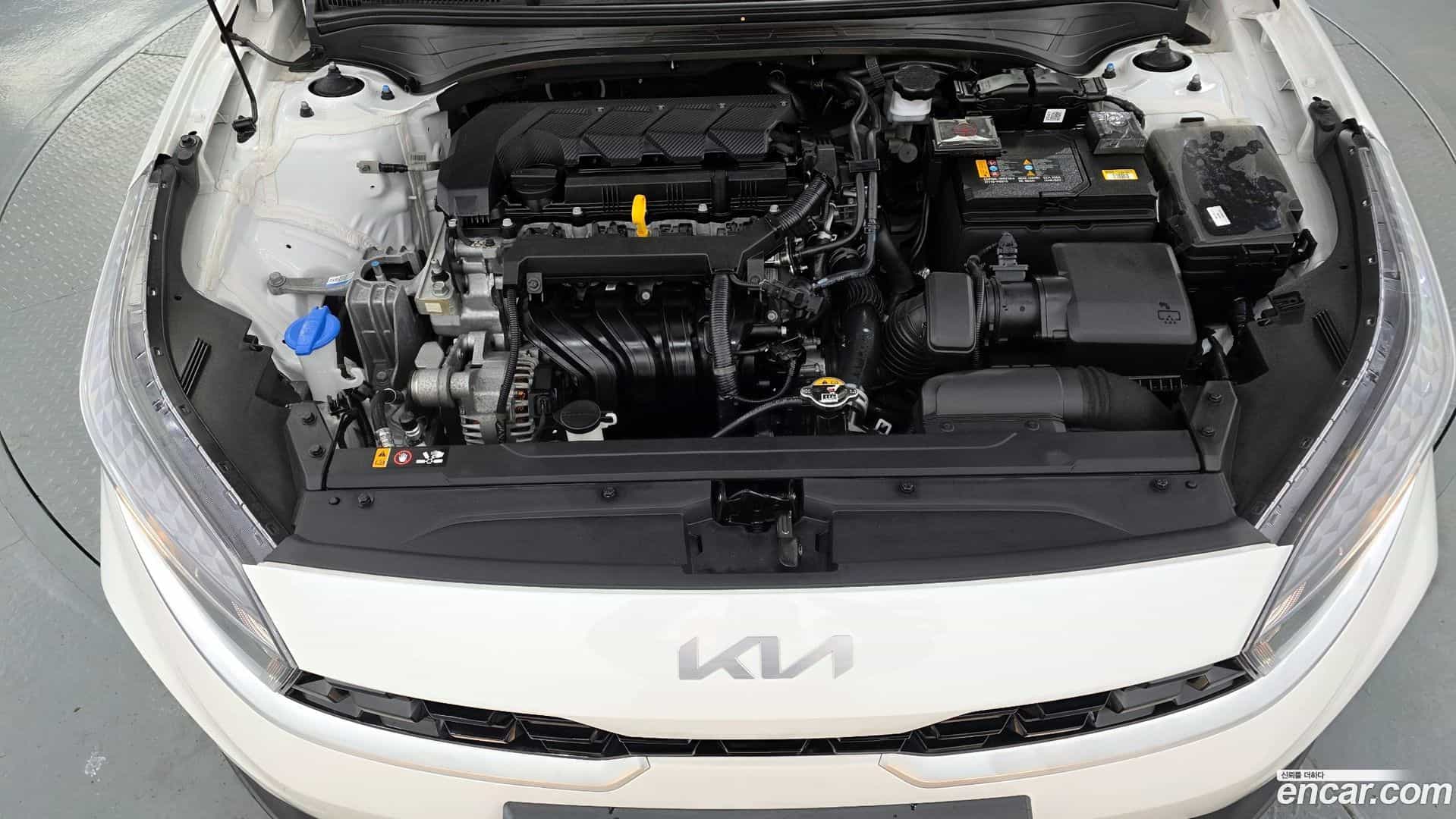 K3 Kia 2024.0-INNER-006