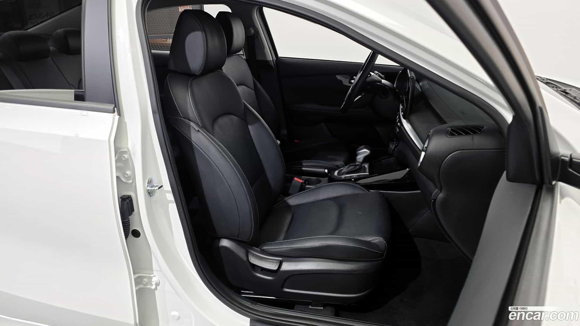 K3 Kia 2024.0-OPTION-015