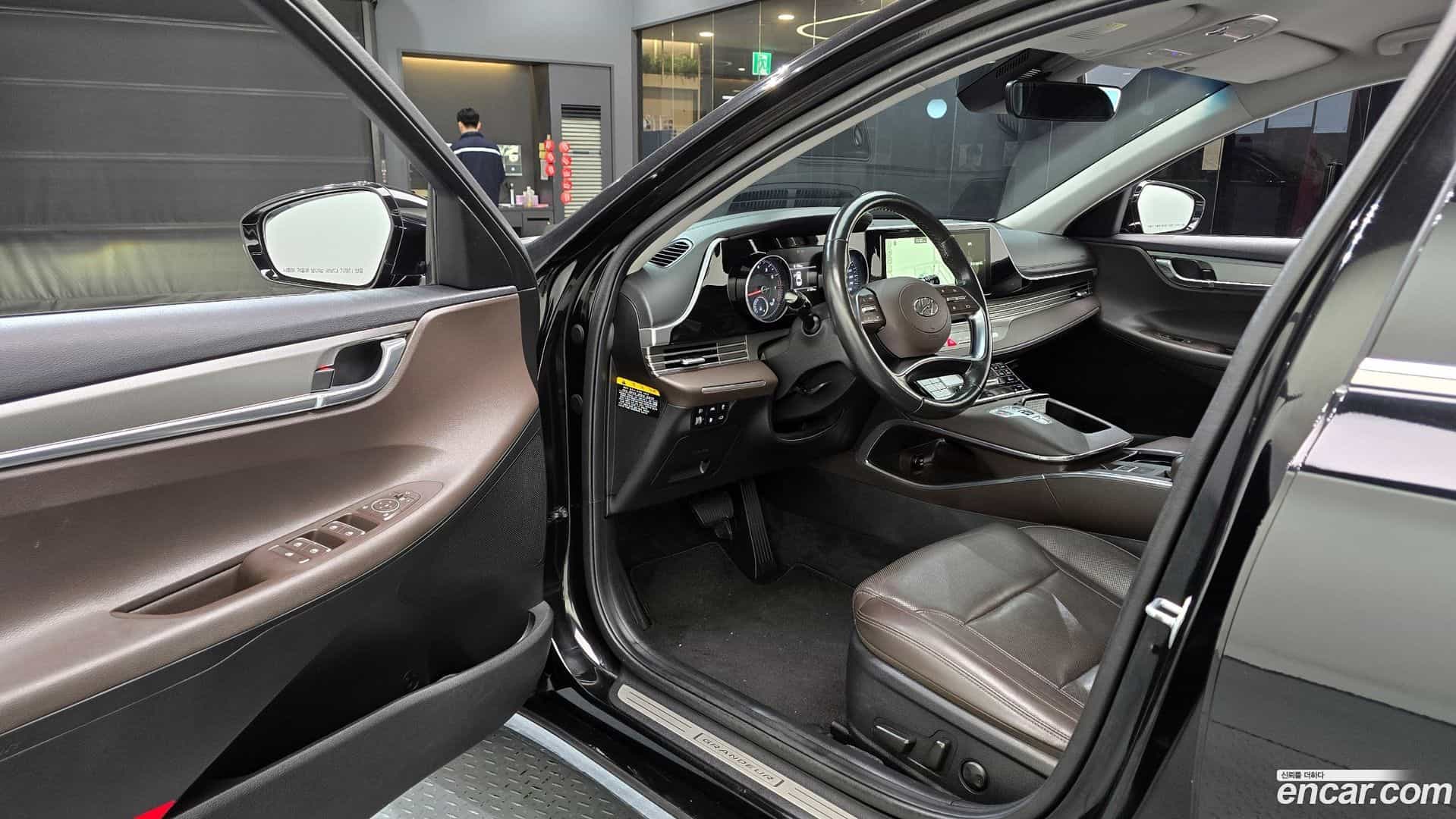 Grandeur Hyundai 2020.2-OPTION-015