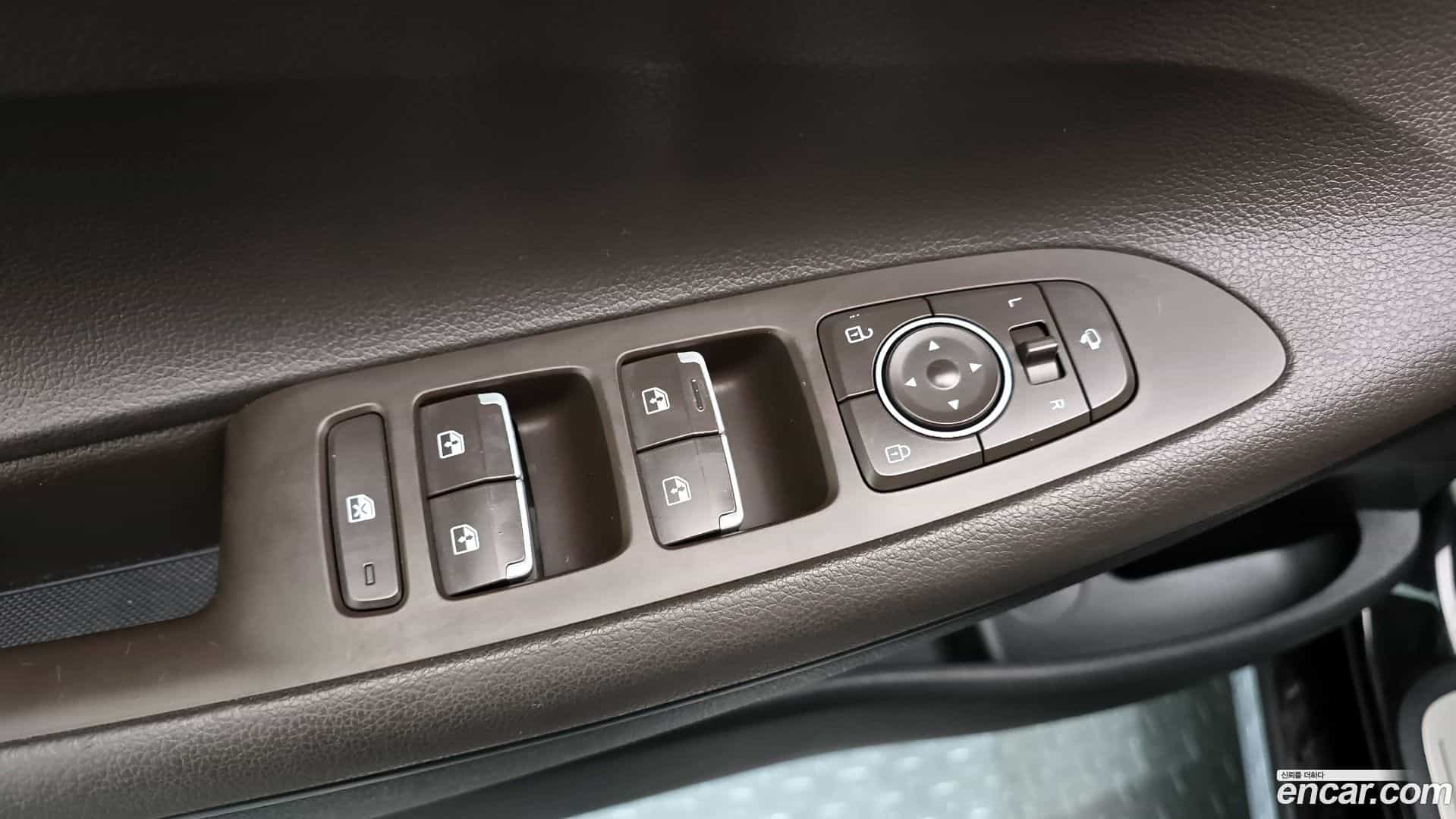 Grandeur Hyundai 2020.2-OPTION-022