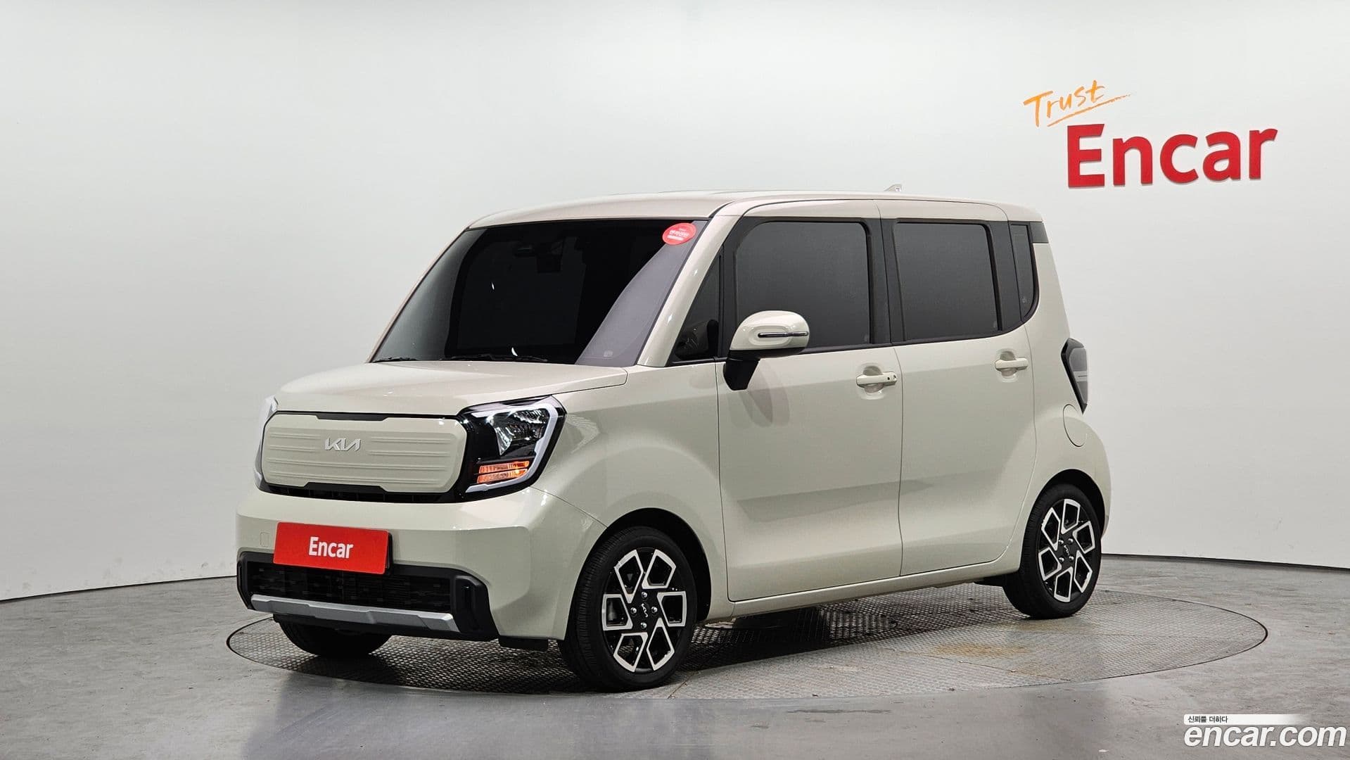 Main__Slider__Photo:RAY Kia 2025.5-0