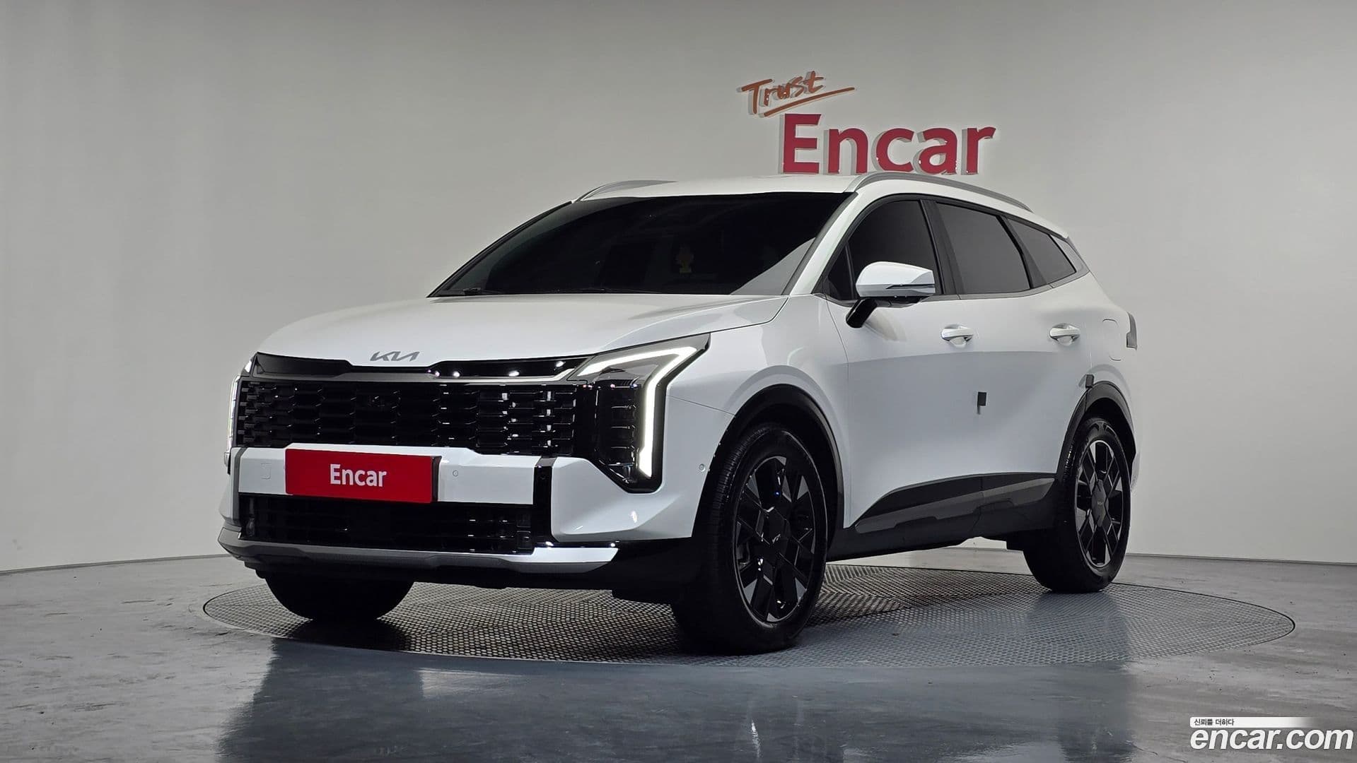 Main__Slider__Photo:Sportage Kia 2025.2-0