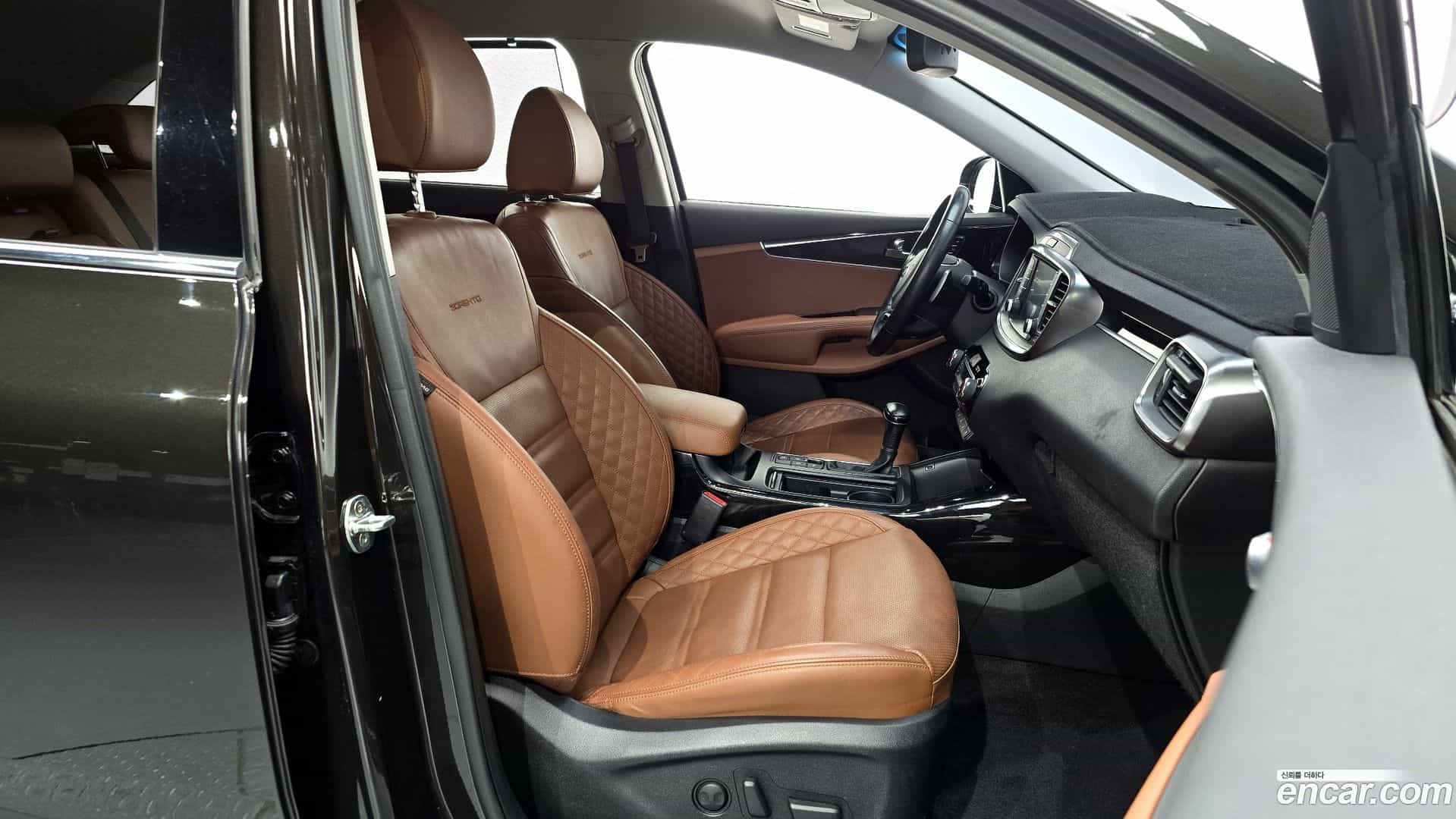 Sorento Kia 2018.6-INNER-010