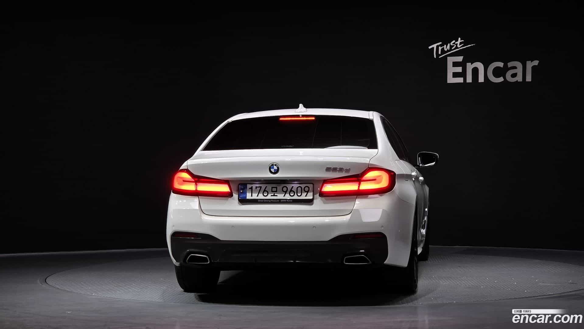 5-Series BMW 2022.1-OUTER-004