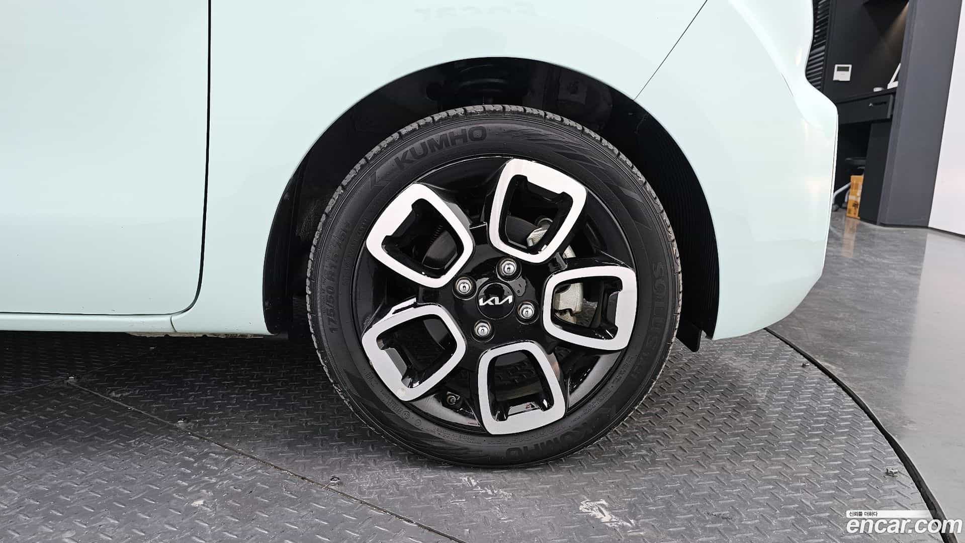 RAY Kia 2021.10-OUTER-005