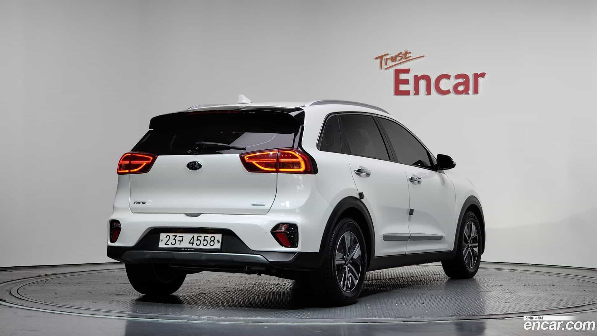 Niro Kia 2019.3-OUTER-002