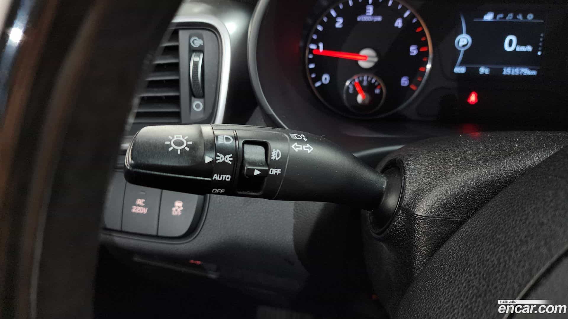 Sorento Kia 2016.0-OPTION-020